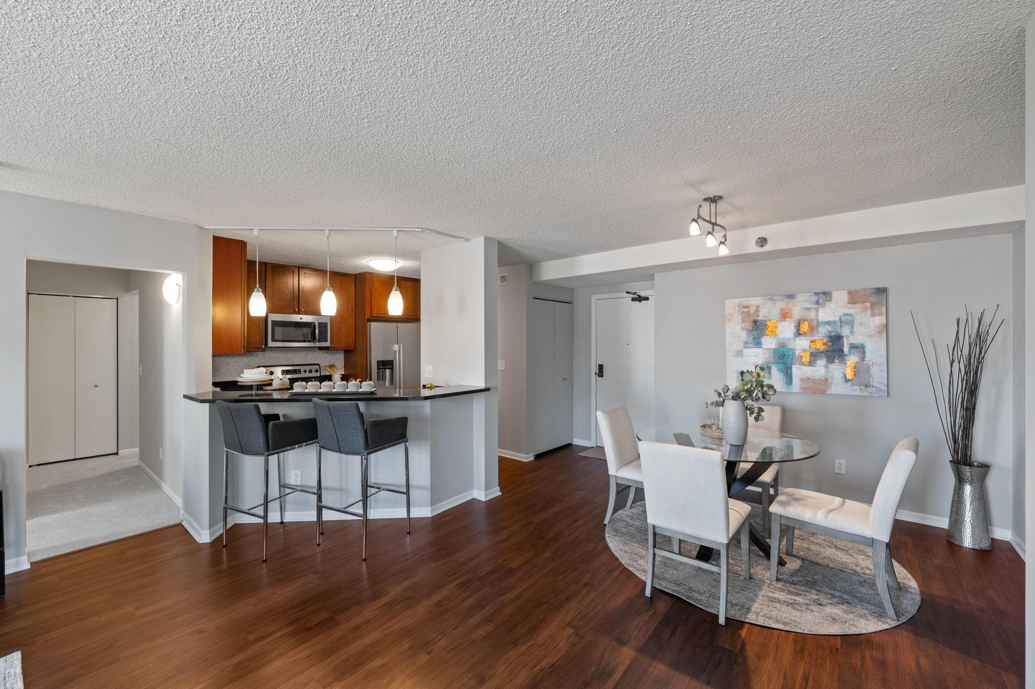 View of Residential at 401 1st Street #623, Minneapolis MN 55401, Minneapolis (5 of 57) - Mike Wilen | Minnesota Team Real Estate