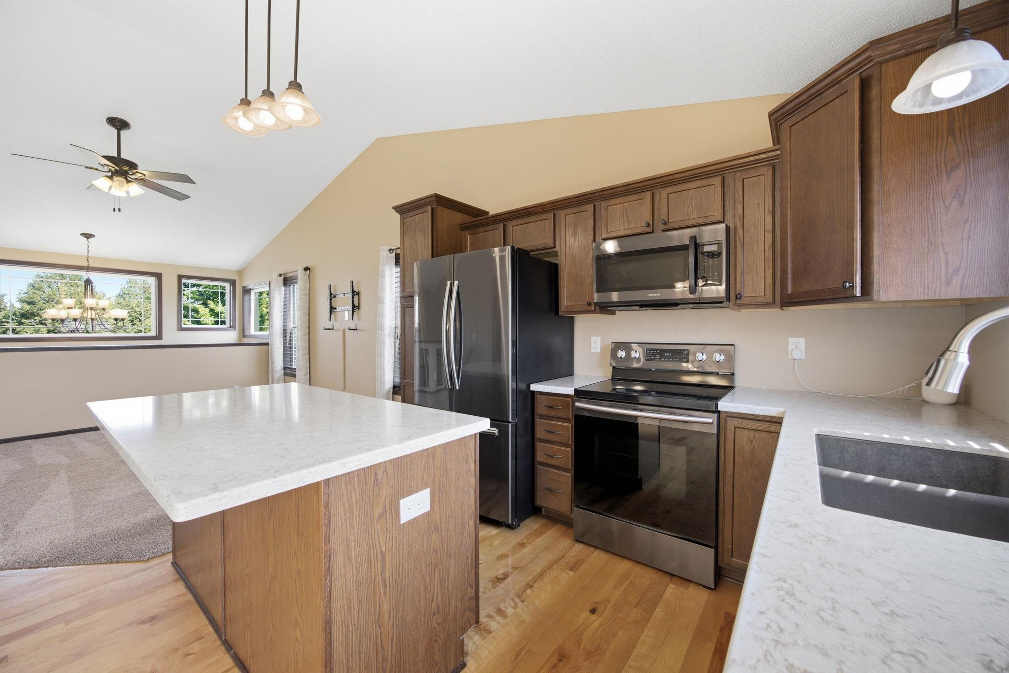 View of Residential at 19385 Century Court, Farmington MN 55024, Farmington (12 of 39) - Mike Wilen | Minnesota Team Real Estate