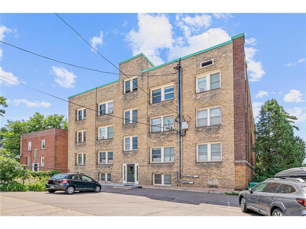 View of Residential at 3603 Aldrich Avenue #302, Minneapolis MN 55409, Minneapolis (55 of 66) - Mike Wilen | Minnesota Team Real Estate