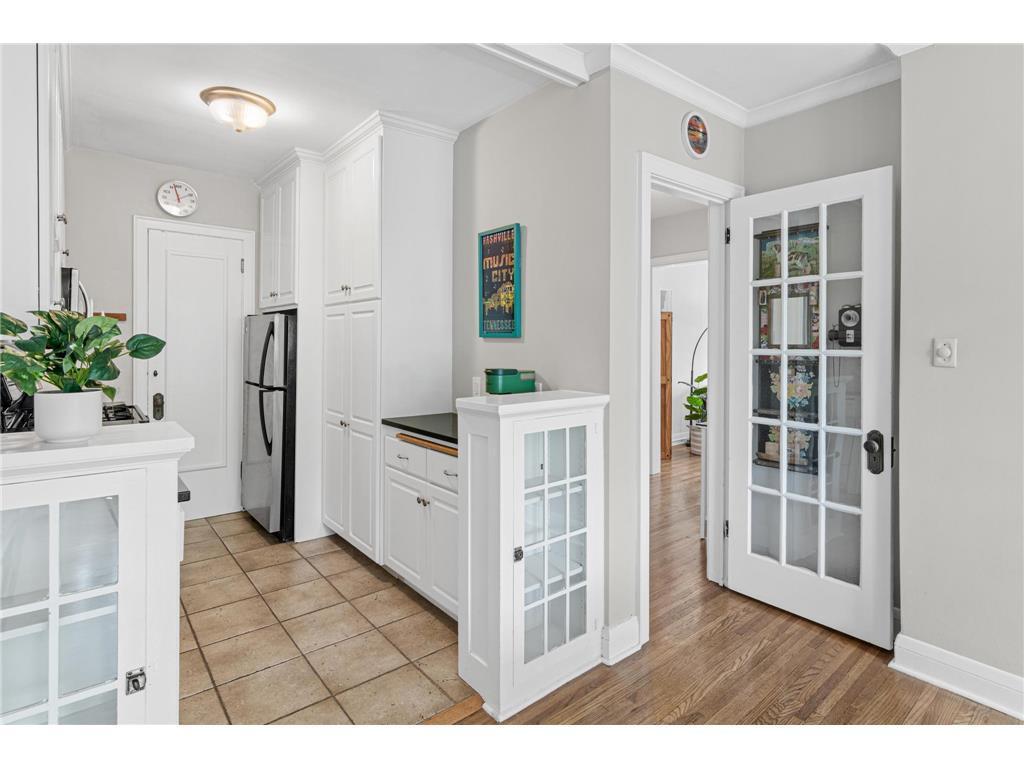 View of Residential at 3603 Aldrich Avenue #302, Minneapolis MN 55409, Minneapolis (32 of 66) - Mike Wilen | Minnesota Team Real Estate