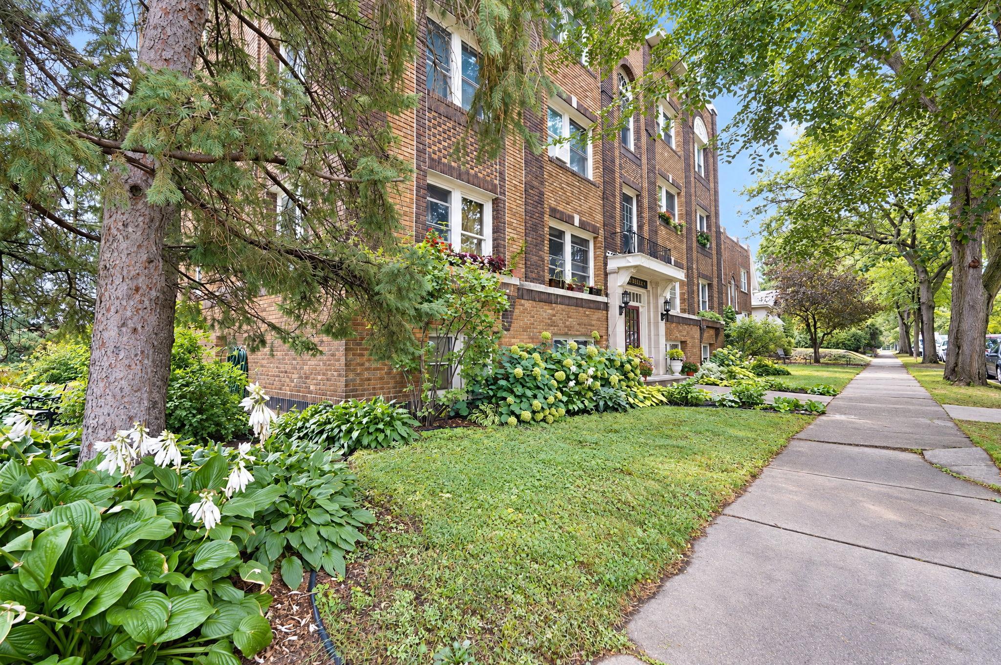 View of Residential at 3603 Aldrich Avenue #302, Minneapolis MN 55409, Minneapolis (63 of 66) - Mike Wilen | Minnesota Team Real Estate