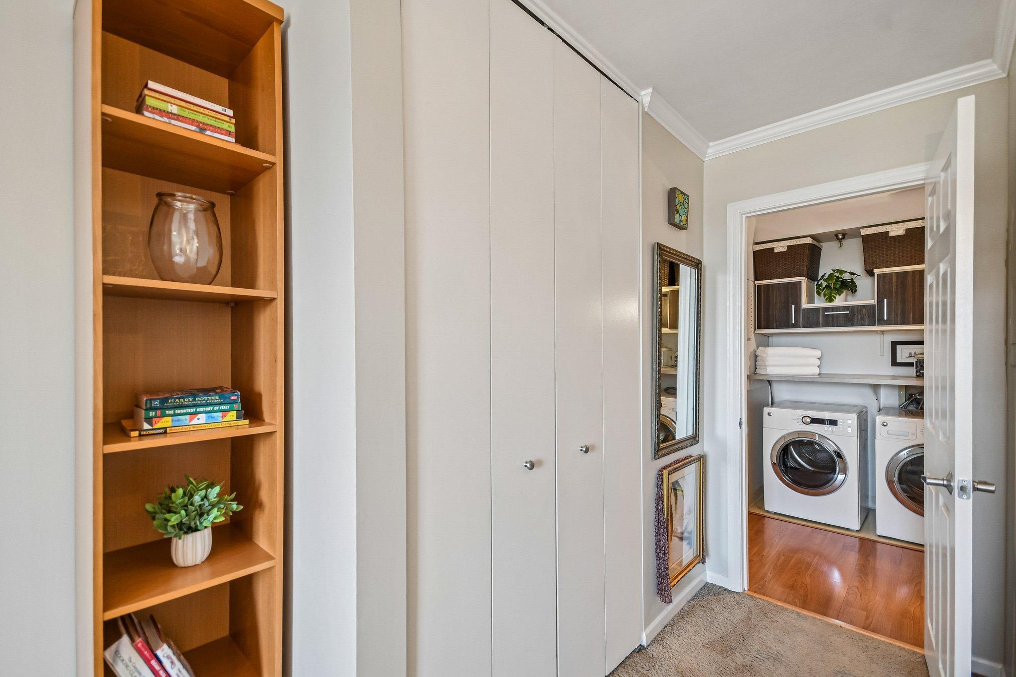 View of Residential at 401 1st Street #1718, Minneapolis MN 55401, Minneapolis (20 of 58) - Mike Wilen | Minnesota Team Real Estate