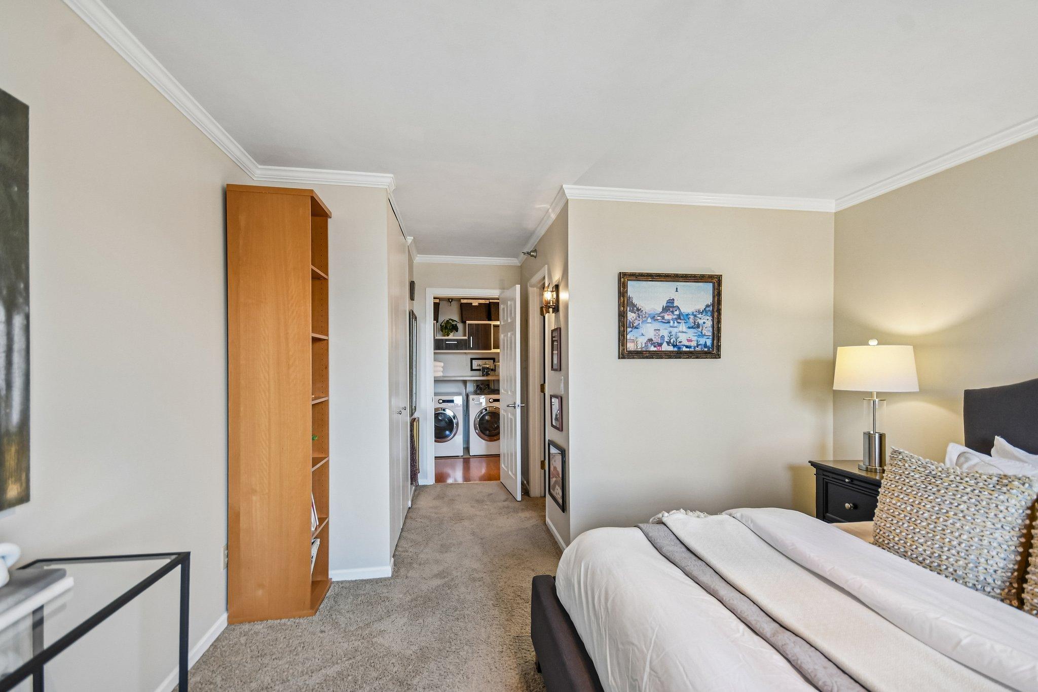 View of Residential at 401 1st Street #1718, Minneapolis MN 55401, Minneapolis (19 of 58) - Mike Wilen | Minnesota Team Real Estate