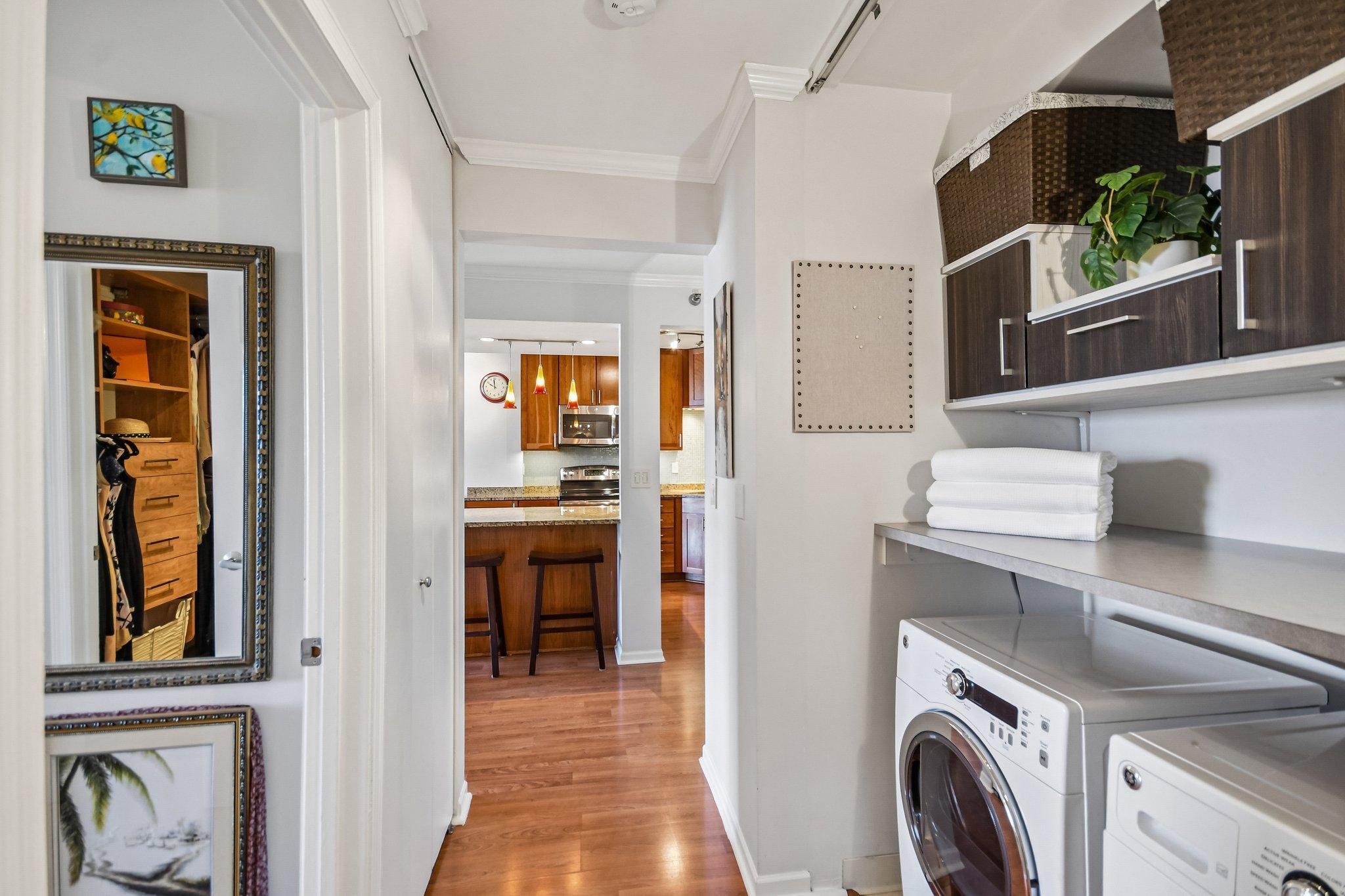 View of Residential at 401 1st Street #1718, Minneapolis MN 55401, Minneapolis (16 of 58) - Mike Wilen | Minnesota Team Real Estate