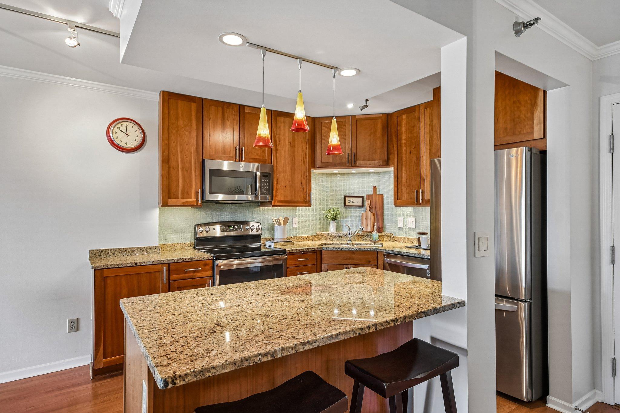 View of Residential at 401 1st Street #1718, Minneapolis MN 55401, Minneapolis (7 of 58) - Mike Wilen | Minnesota Team Real Estate