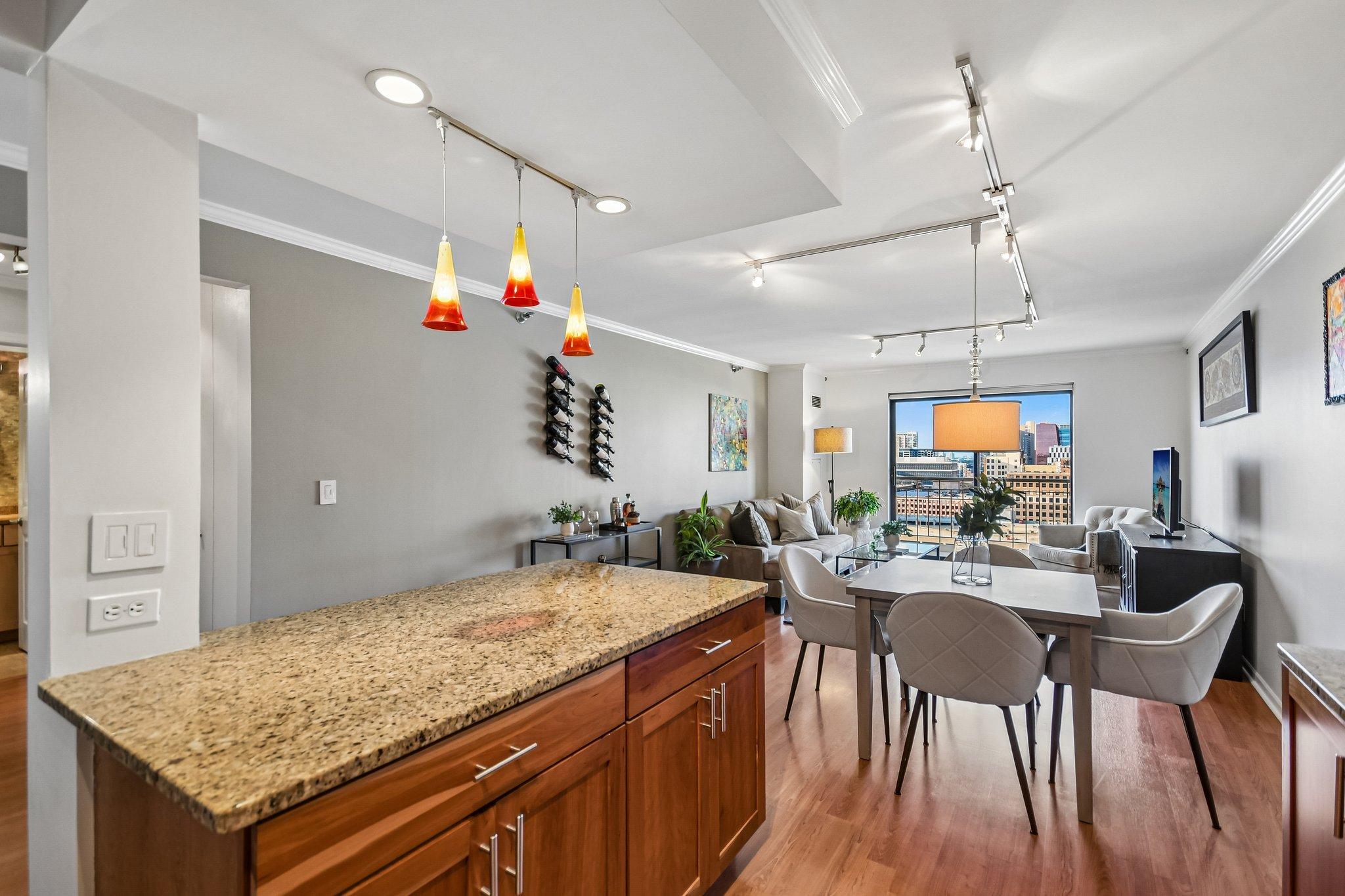 View of Residential at 401 1st Street #1718, Minneapolis MN 55401, Minneapolis (6 of 58) - Mike Wilen | Minnesota Team Real Estate
