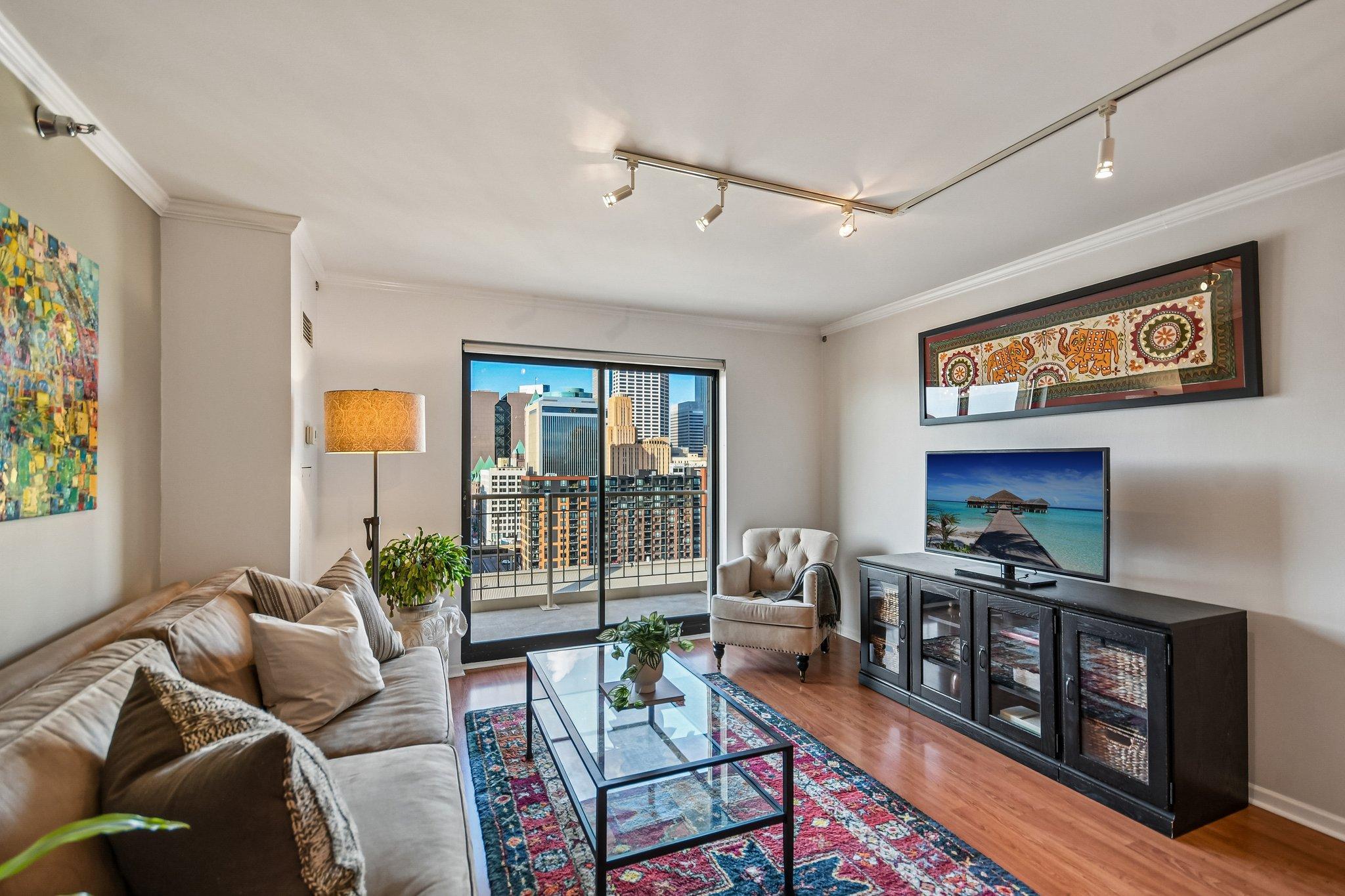 View of Residential at 401 1st Street #1718, Minneapolis MN 55401, Minneapolis (2 of 58) - Mike Wilen | Minnesota Team Real Estate