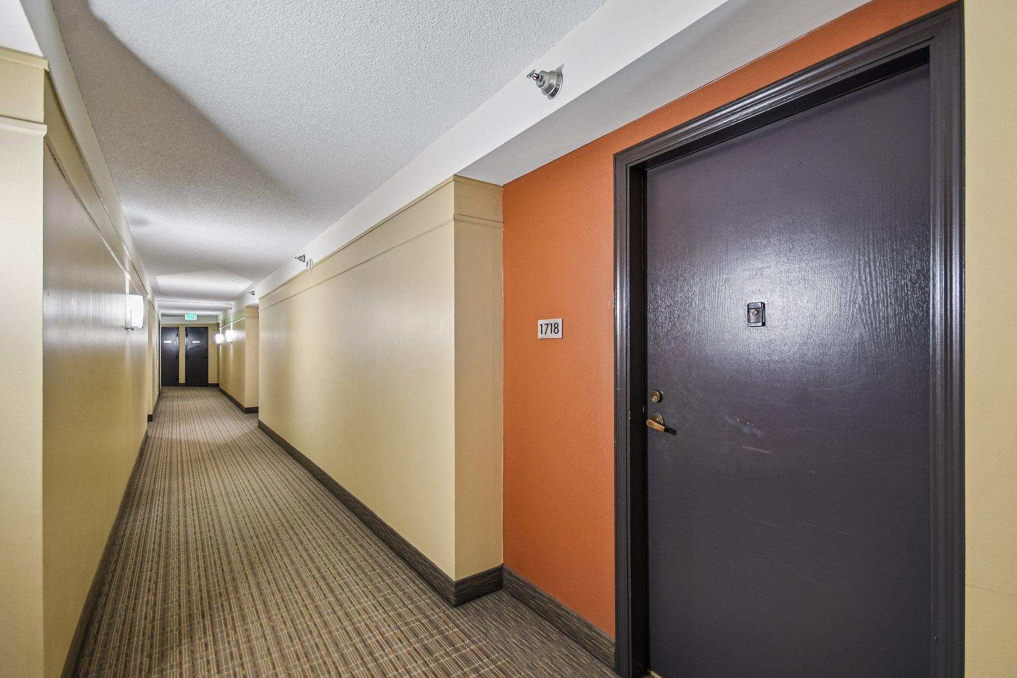 View of Residential at 401 1st Street #1718, Minneapolis MN 55401, Minneapolis (27 of 58) - Mike Wilen | Minnesota Team Real Estate