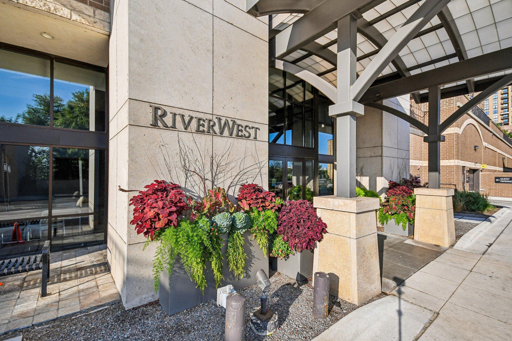 View of Residential at 401 1st Street #1718, Minneapolis MN 55401, Minneapolis (31 of 58) - Mike Wilen | Minnesota Team Real Estate