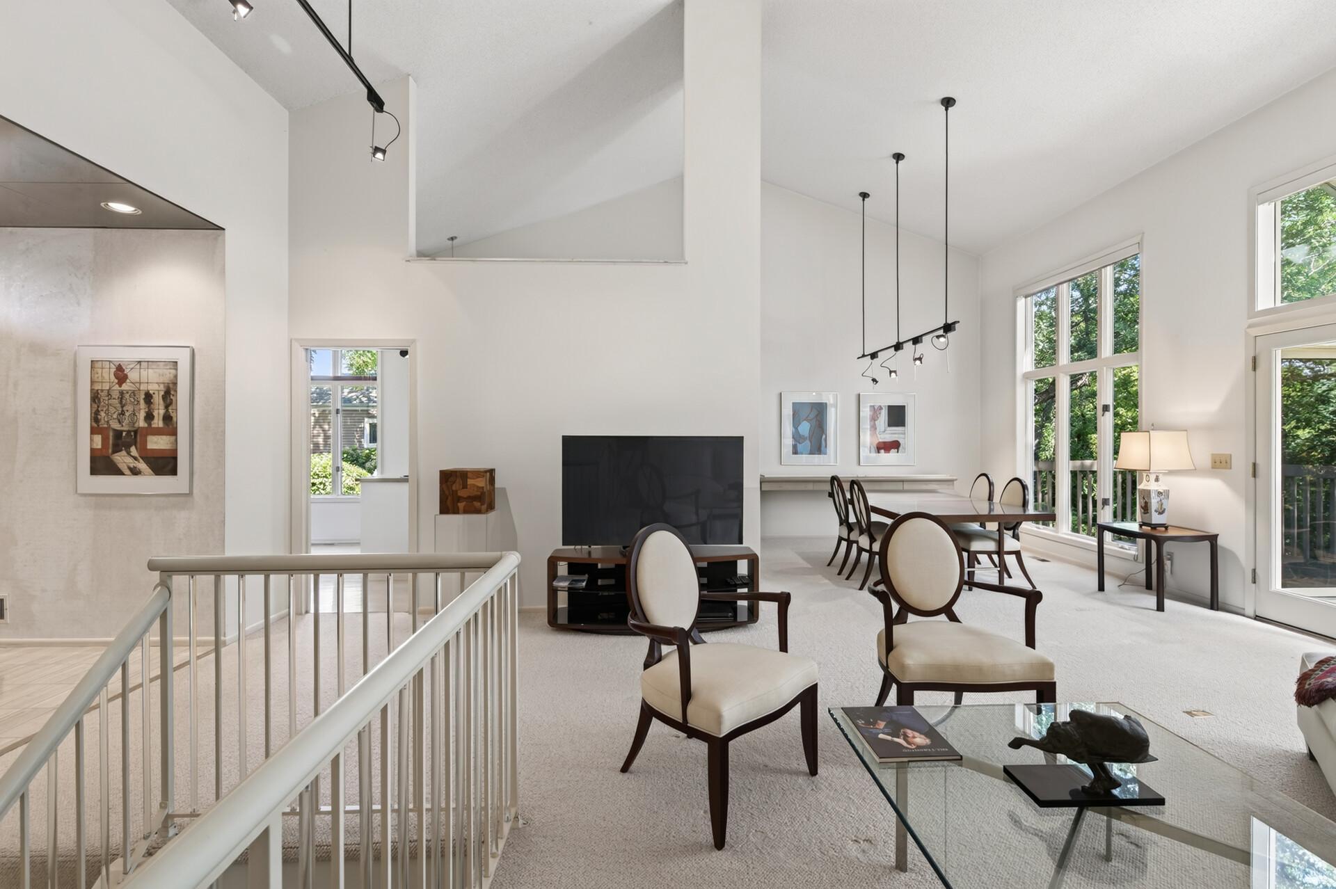 View of Residential at 3631 Oakton Ridge, Minnetonka MN 55305, Minnetonka (12 of 53) - Mike Wilen | Minnesota Team Real Estate