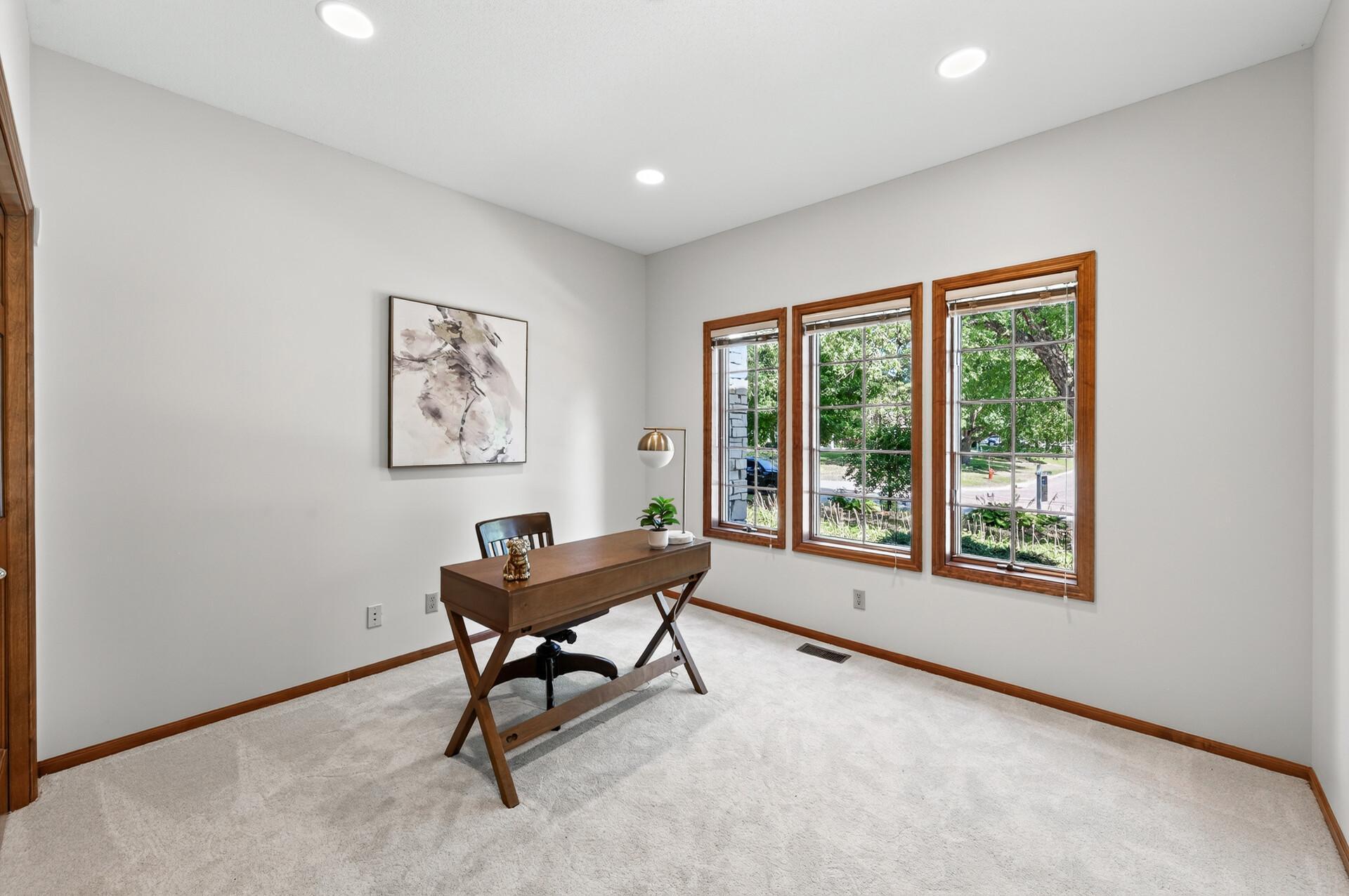 View of Residential at 3034 Edgewater Drive, Woodbury MN 55125, Woodbury (19 of 54) - Mike Wilen | Minnesota Team Real Estate