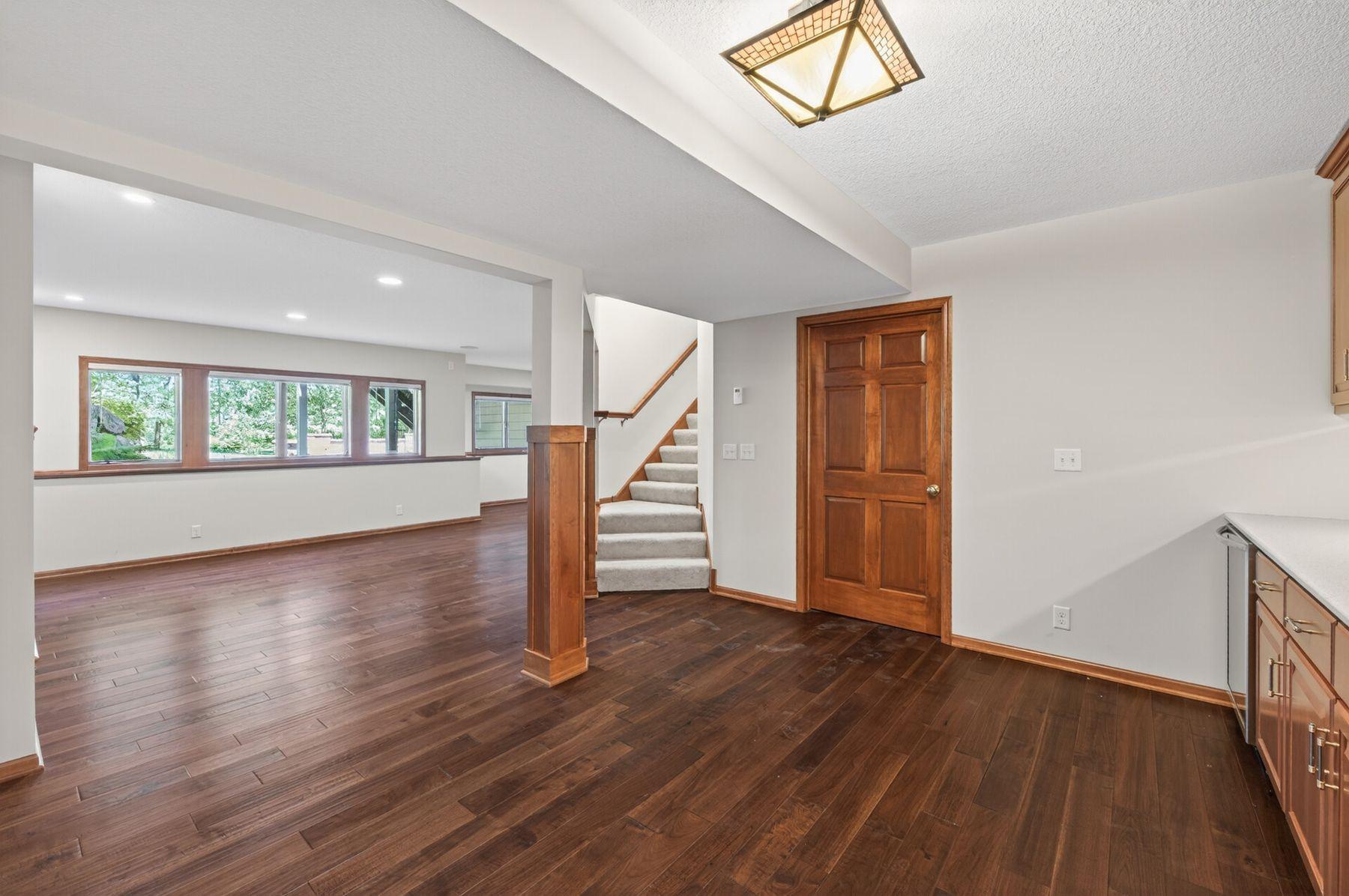 View of Residential at 3034 Edgewater Drive, Woodbury MN 55125, Woodbury (28 of 54) - Mike Wilen | Minnesota Team Real Estate