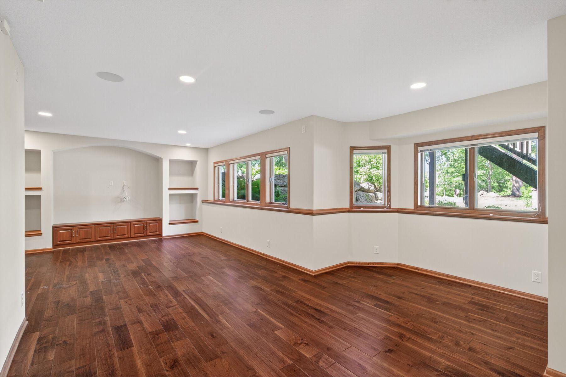 View of Residential at 3034 Edgewater Drive, Woodbury MN 55125, Woodbury (29 of 54) - Mike Wilen | Minnesota Team Real Estate