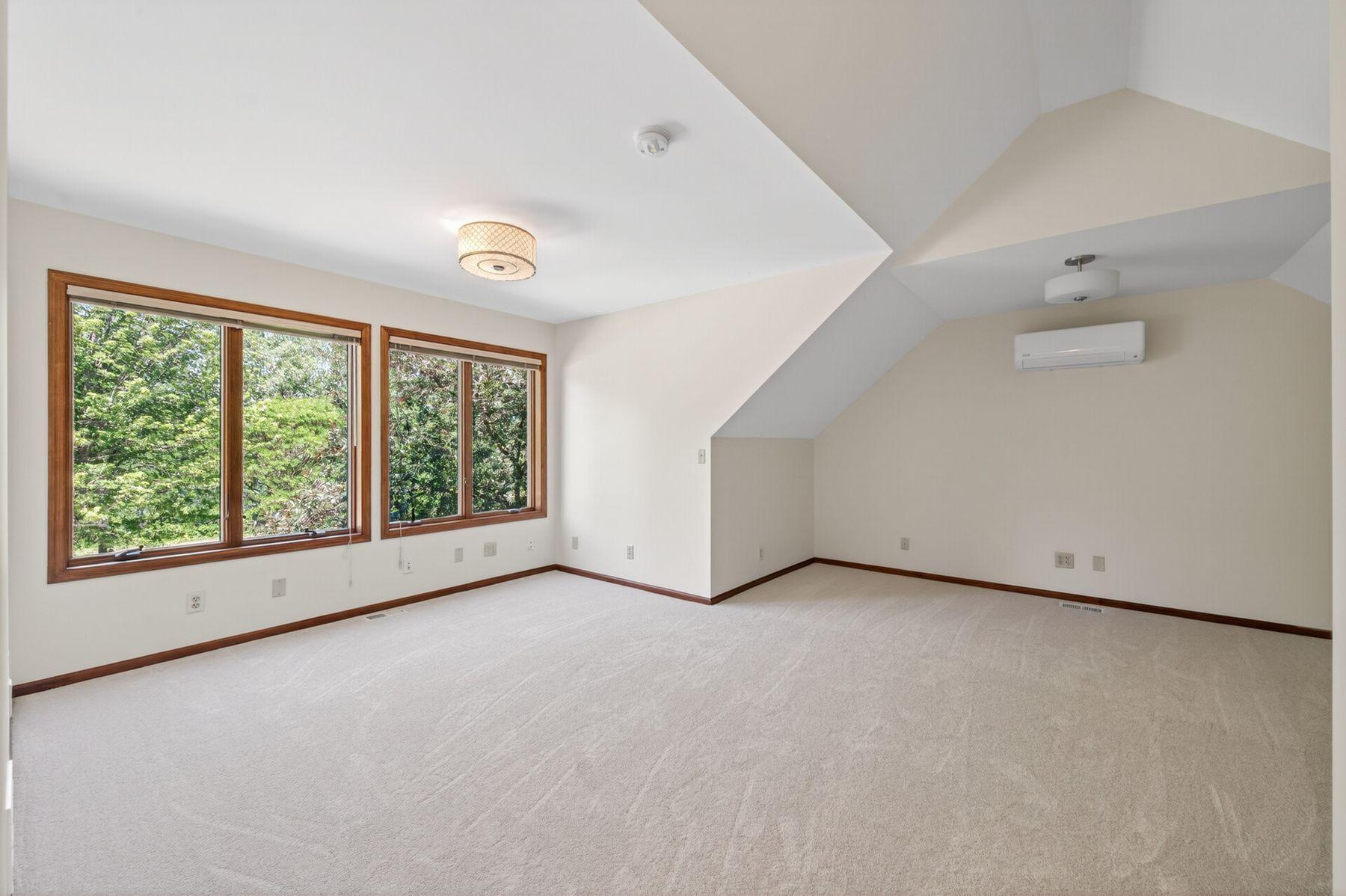 View of Residential at 3034 Edgewater Drive, Woodbury MN 55125, Woodbury (39 of 54) - Mike Wilen | Minnesota Team Real Estate