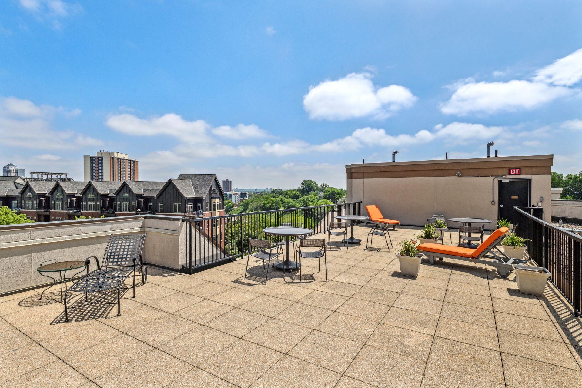 View of Residential at 317 Groveland Avenue #311, Minneapolis MN 55403, Minneapolis (33 of 61) - Mike Wilen | Minnesota Team Real Estate