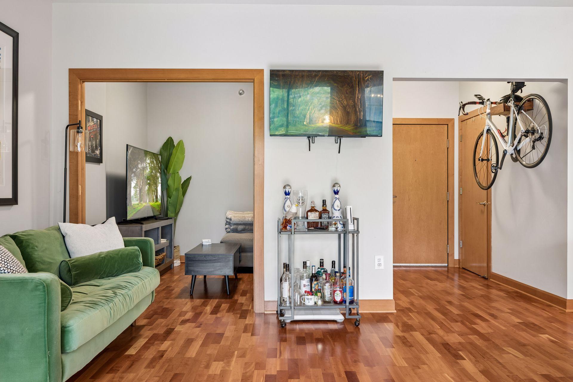 View of Residential at 317 Groveland Avenue #311, Minneapolis MN 55403, Minneapolis (22 of 61) - Mike Wilen | Minnesota Team Real Estate