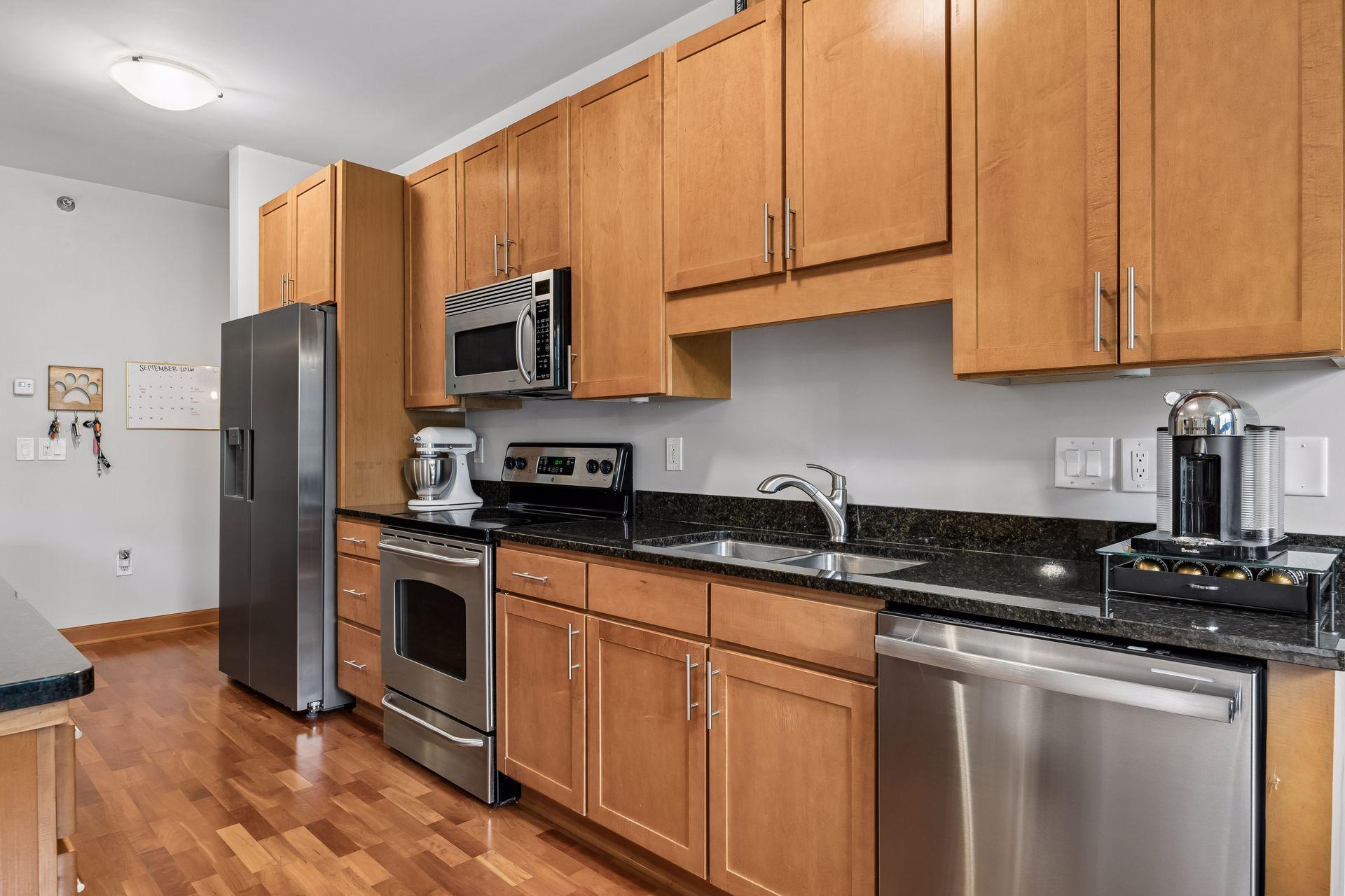 View of Residential at 317 Groveland Avenue #311, Minneapolis MN 55403, Minneapolis (19 of 61) - Mike Wilen | Minnesota Team Real Estate