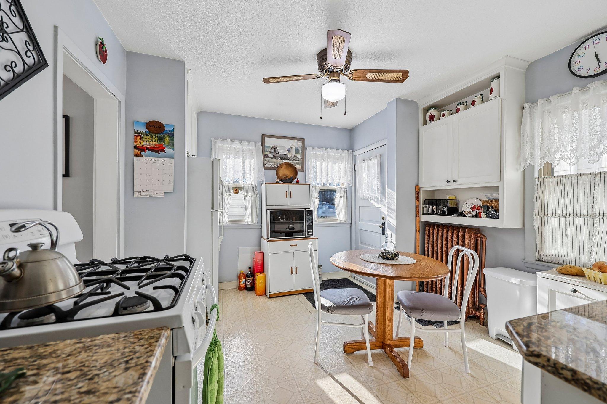 View of Residential at 655 Simpson Street, Saint Paul MN 55104, Saint Paul (21 of 47) - Mike Wilen | Minnesota Team Real Estate