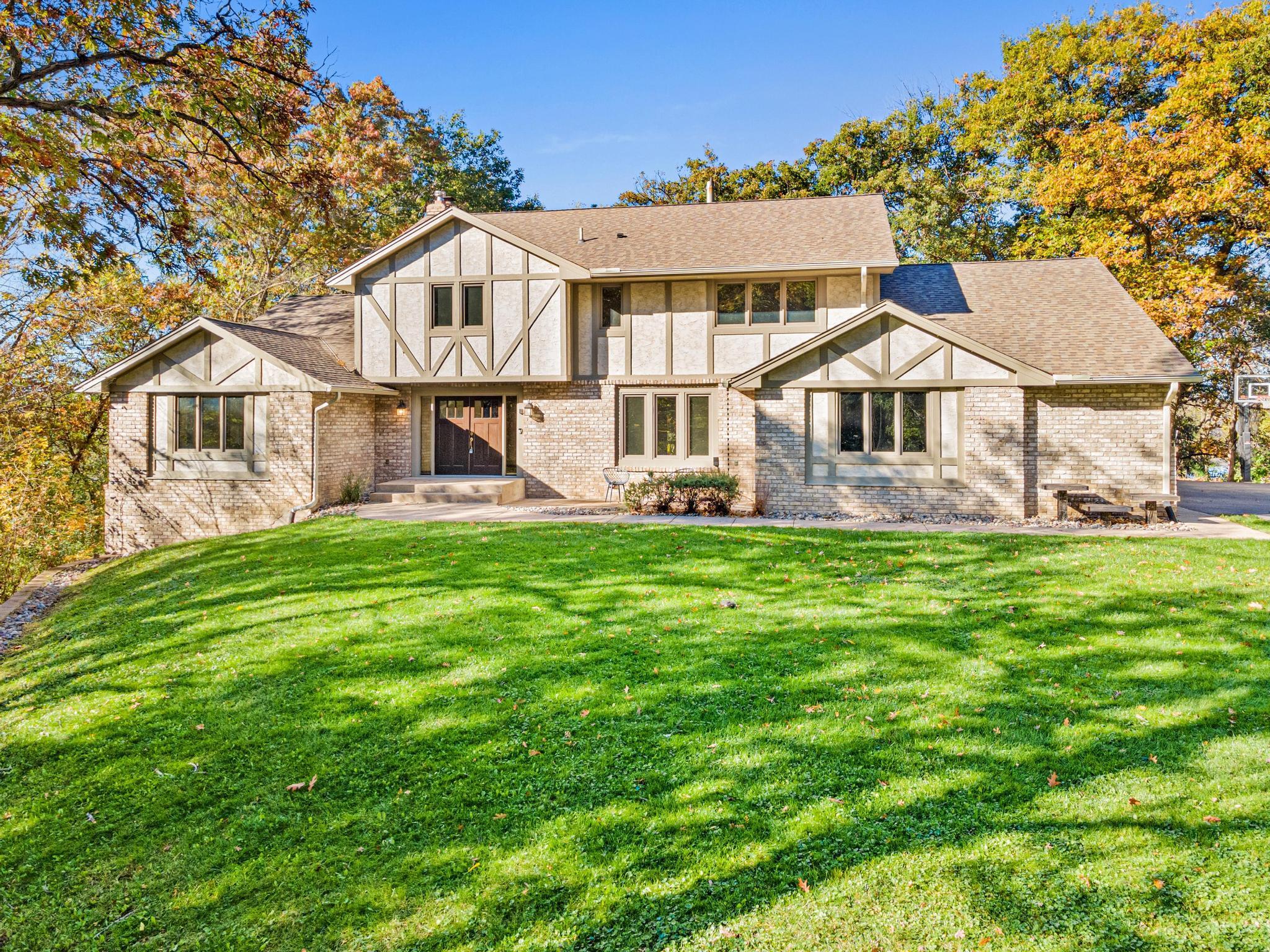 View of Residential at 7 Chickadee Lane, North Oaks MN 55127, North Oaks (2 of 40) - Mike Wilen | Minnesota Team Real Estate