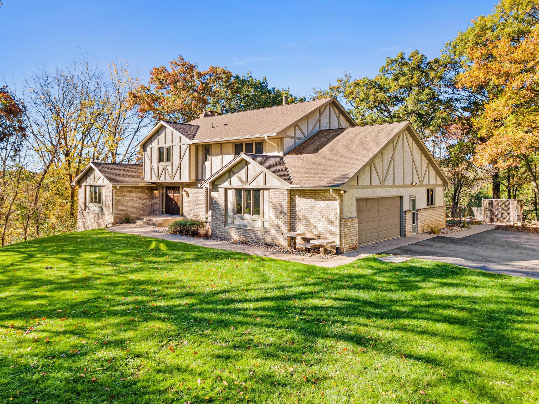 View of Residential at 7 Chickadee Lane, North Oaks MN 55127, North Oaks (3 of 40) - Mike Wilen | Minnesota Team Real Estate