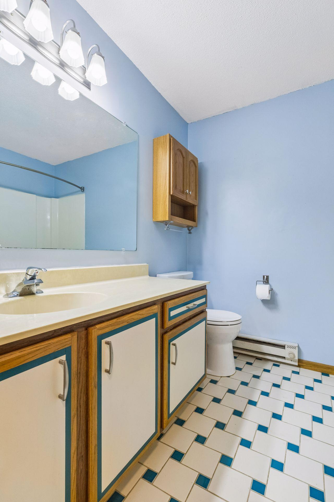 View of Residential at 1573 Cohansey Street #204, Saint Paul MN 55117, Saint Paul (31 of 38) - Mike Wilen | Minnesota Team Real Estate