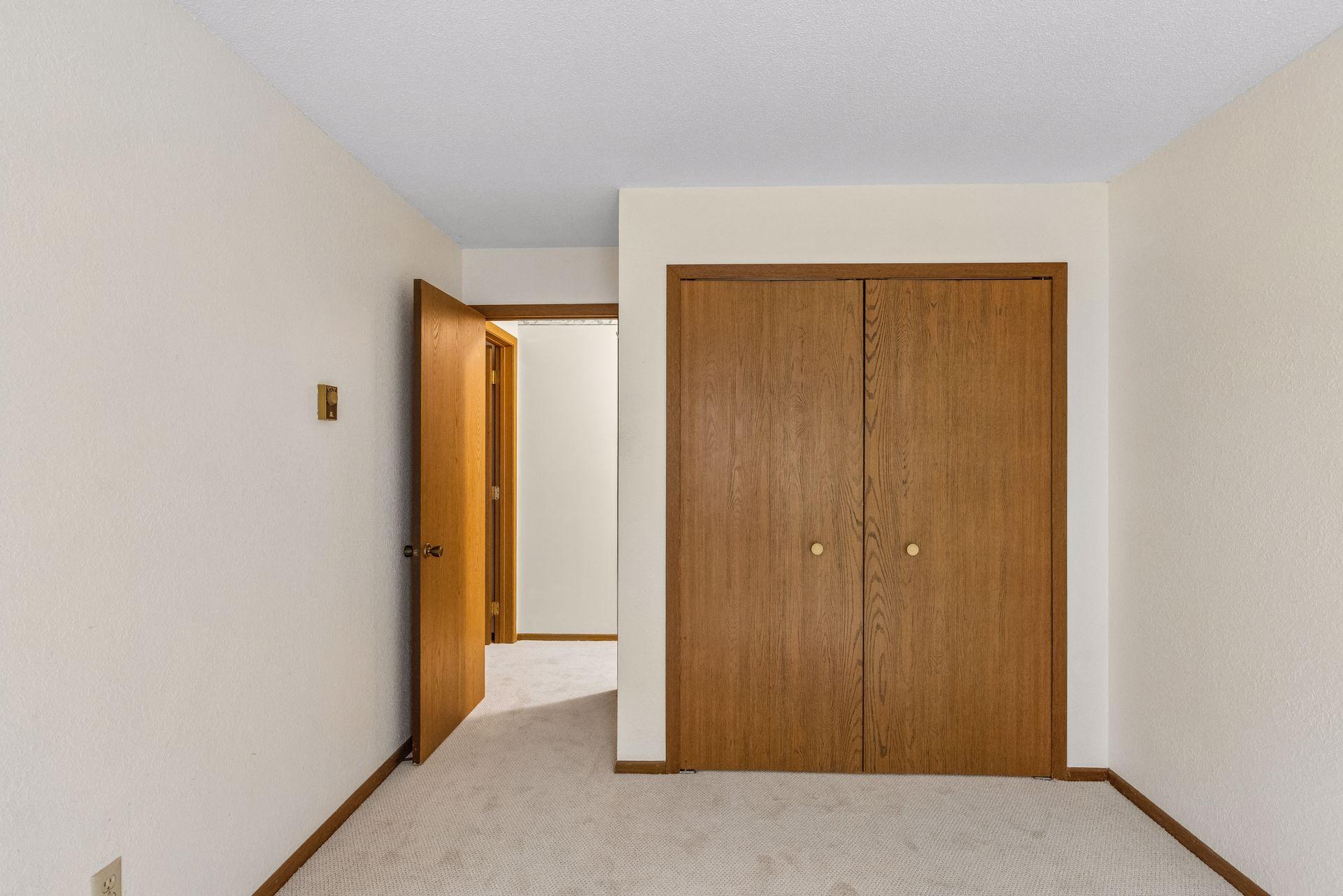 View of Residential at 1573 Cohansey Street #204, Saint Paul MN 55117, Saint Paul (29 of 38) - Mike Wilen | Minnesota Team Real Estate