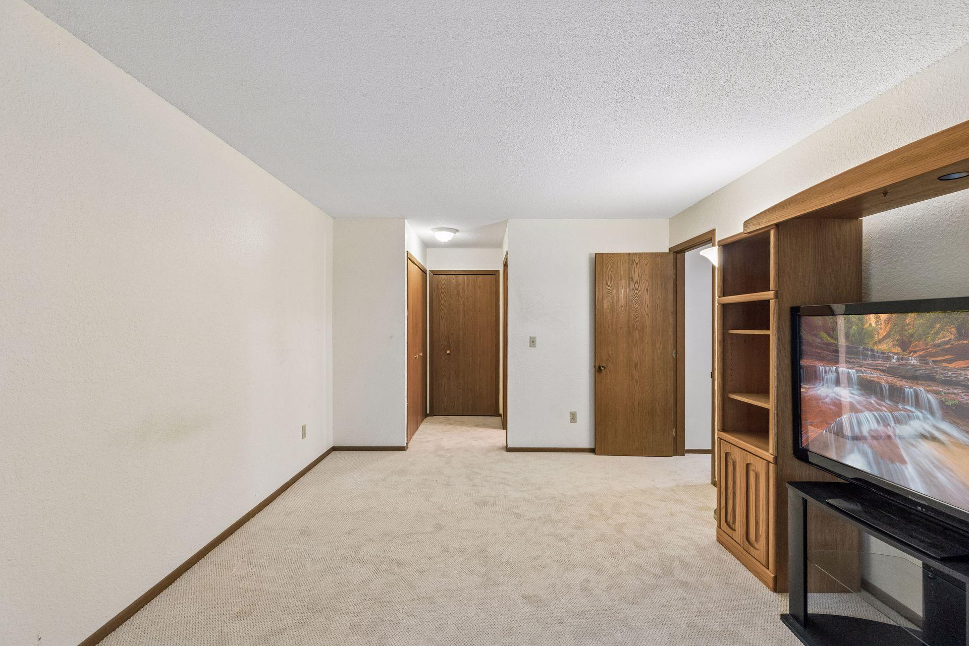 View of Residential at 1573 Cohansey Street #204, Saint Paul MN 55117, Saint Paul (24 of 38) - Mike Wilen | Minnesota Team Real Estate
