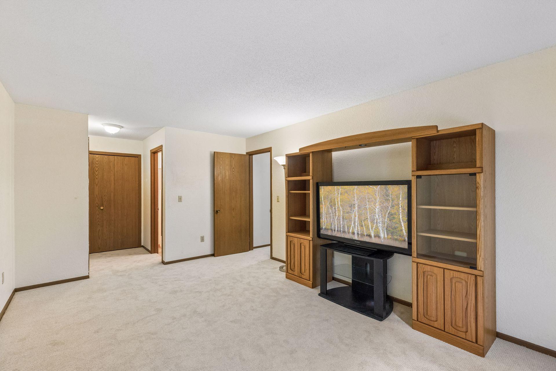View of Residential at 1573 Cohansey Street #204, Saint Paul MN 55117, Saint Paul (23 of 38) - Mike Wilen | Minnesota Team Real Estate