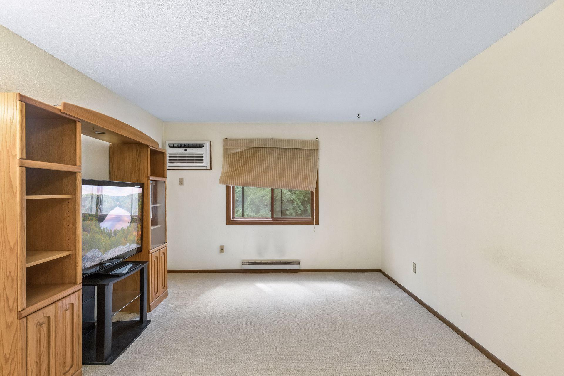 View of Residential at 1573 Cohansey Street #204, Saint Paul MN 55117, Saint Paul (22 of 38) - Mike Wilen | Minnesota Team Real Estate