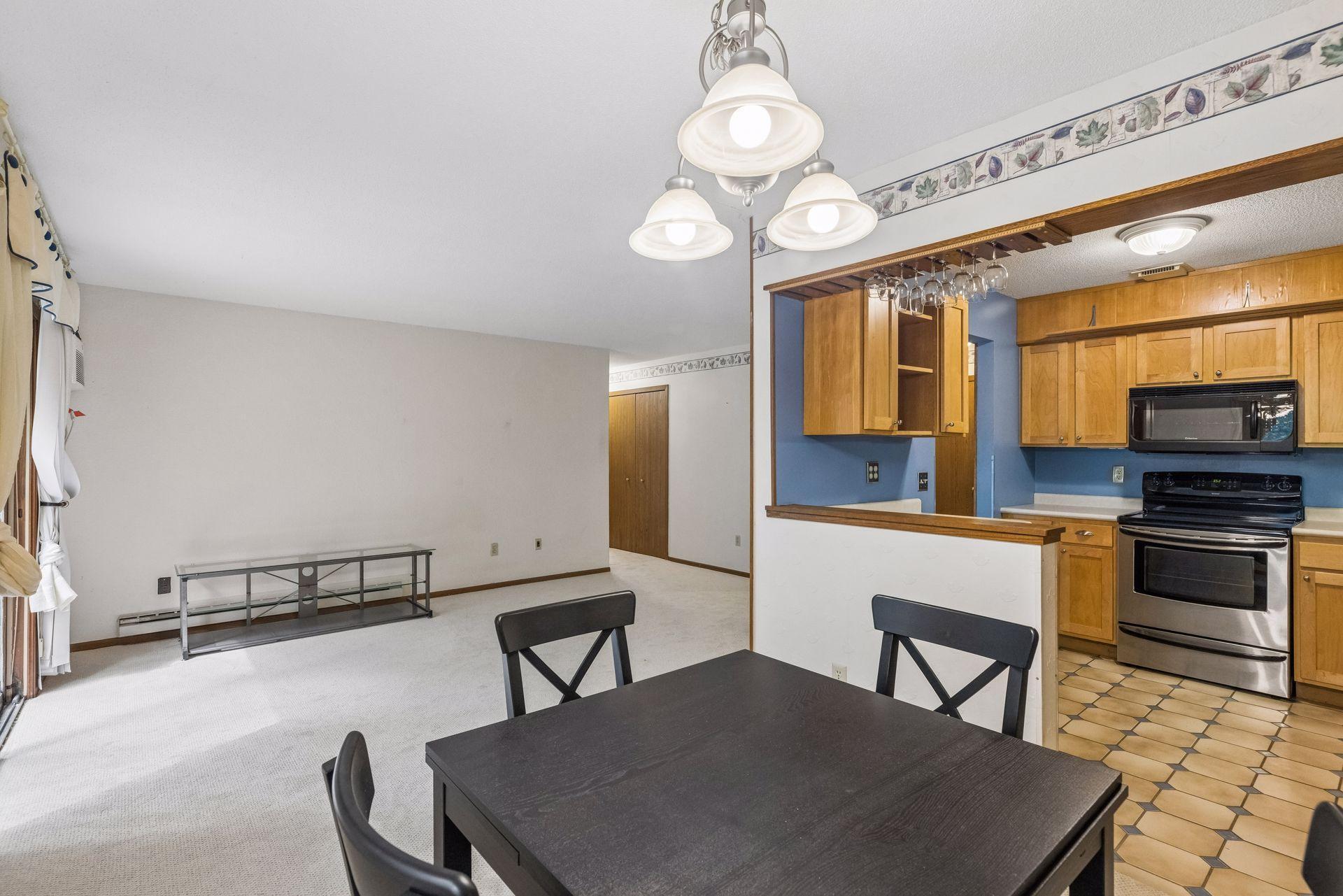 View of Residential at 1573 Cohansey Street #204, Saint Paul MN 55117, Saint Paul (19 of 38) - Mike Wilen | Minnesota Team Real Estate