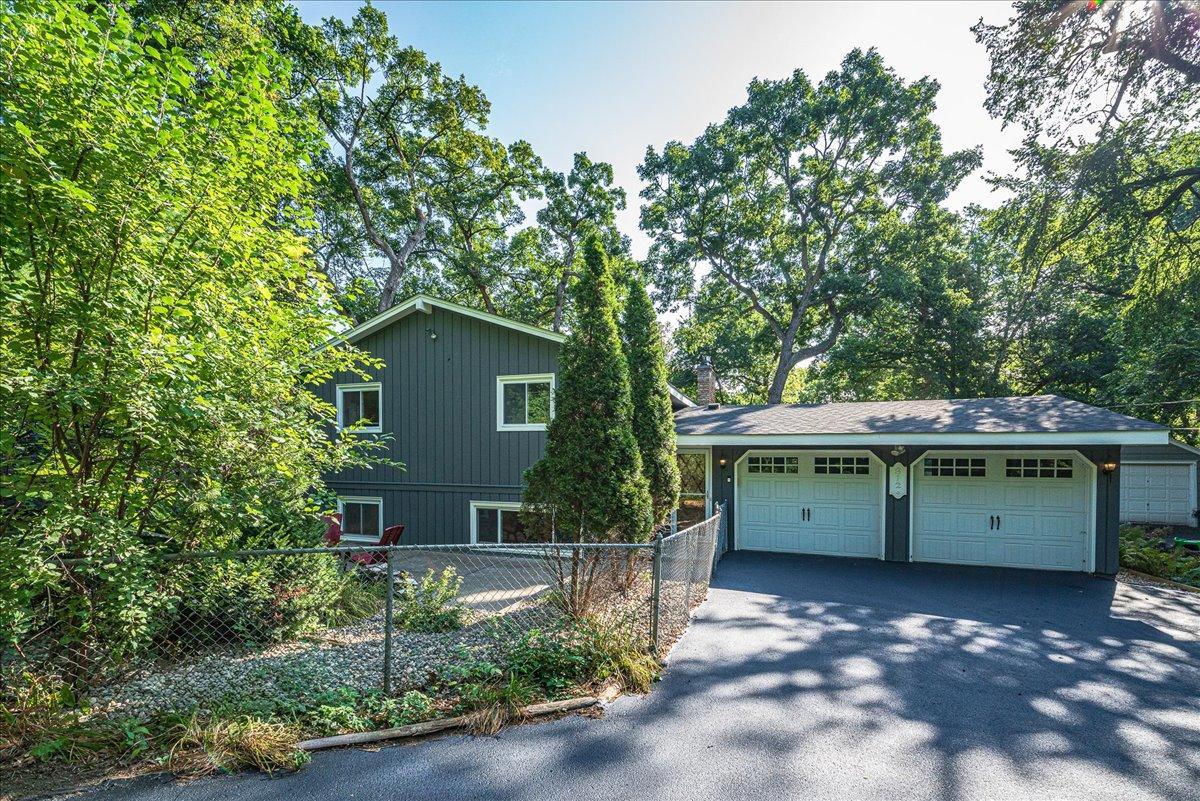 View of Residential at 312 Griffit Street, Edina MN 55343, Edina (30 of 66) - Mike Wilen | Minnesota Team Real Estate