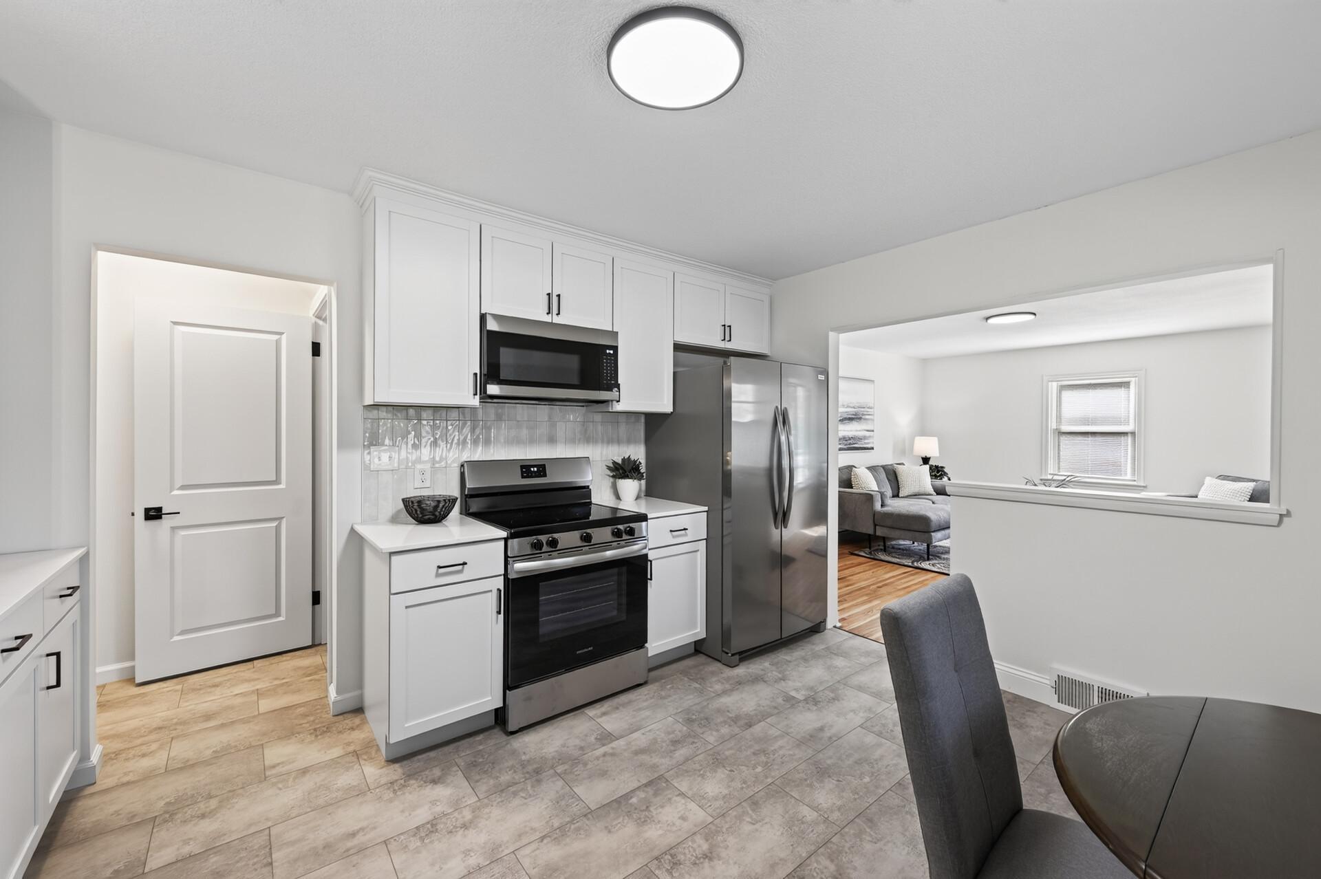 View of Residential at 2106 Richard Avenue, White Bear Lake MN 55110, White Bear Lake (8 of 26) - Mike Wilen | Minnesota Team Real Estate