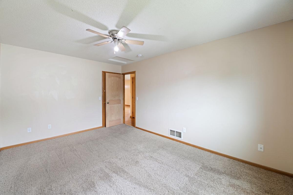 View of Residential at 1001 5th Avenue, Buffalo MN 55313, Buffalo (10 of 21) - Mike Wilen | Minnesota Team Real Estate