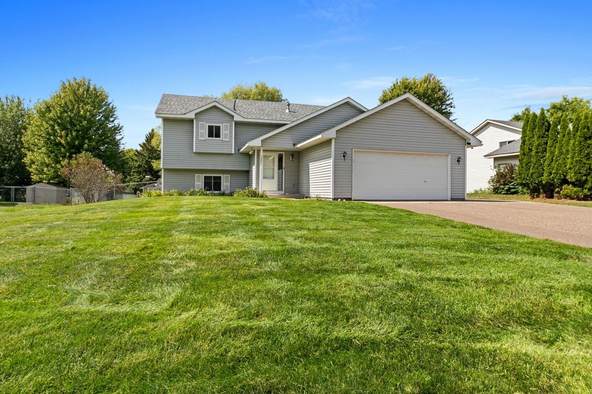 View of Single Family at 1001 5th Avenue, Buffalo - Mike Wilen | Minnesota Team Real Estate