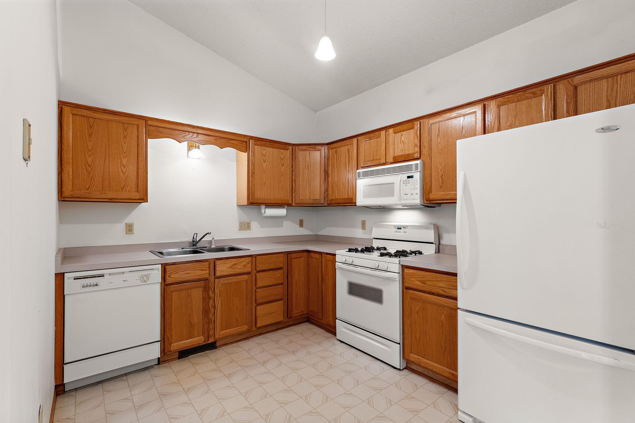 View of Residential at 13228 Vintage Street, Coon Rapids MN 55448, Coon Rapids (18 of 38) - Mike Wilen | Minnesota Team Real Estate