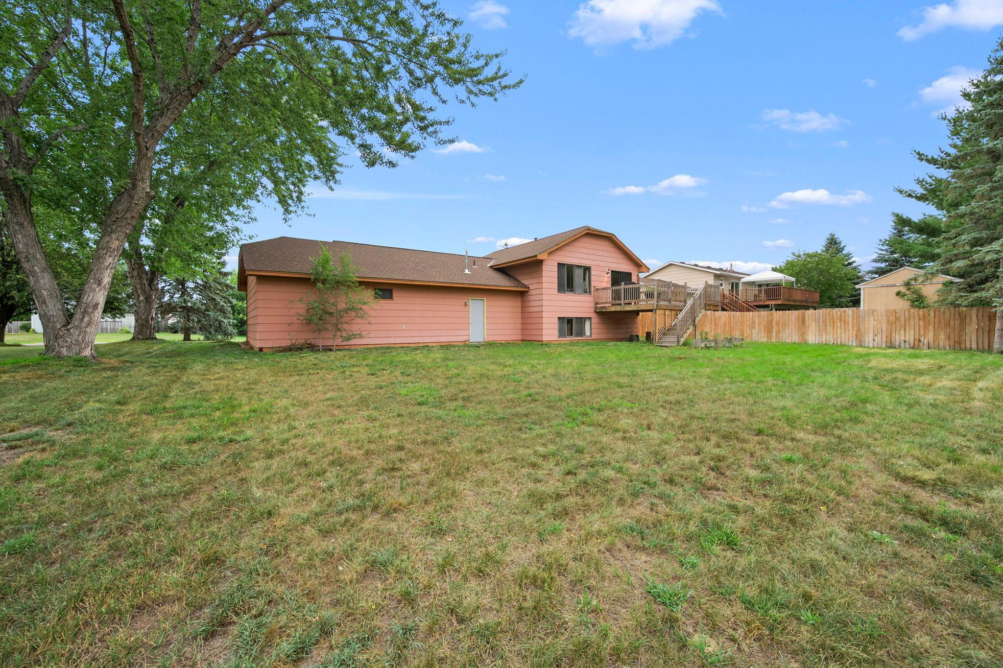 View of Residential at 1266 129th Lane, Blaine MN 55434, Blaine (37 of 40) - Mike Wilen | Minnesota Team Real Estate