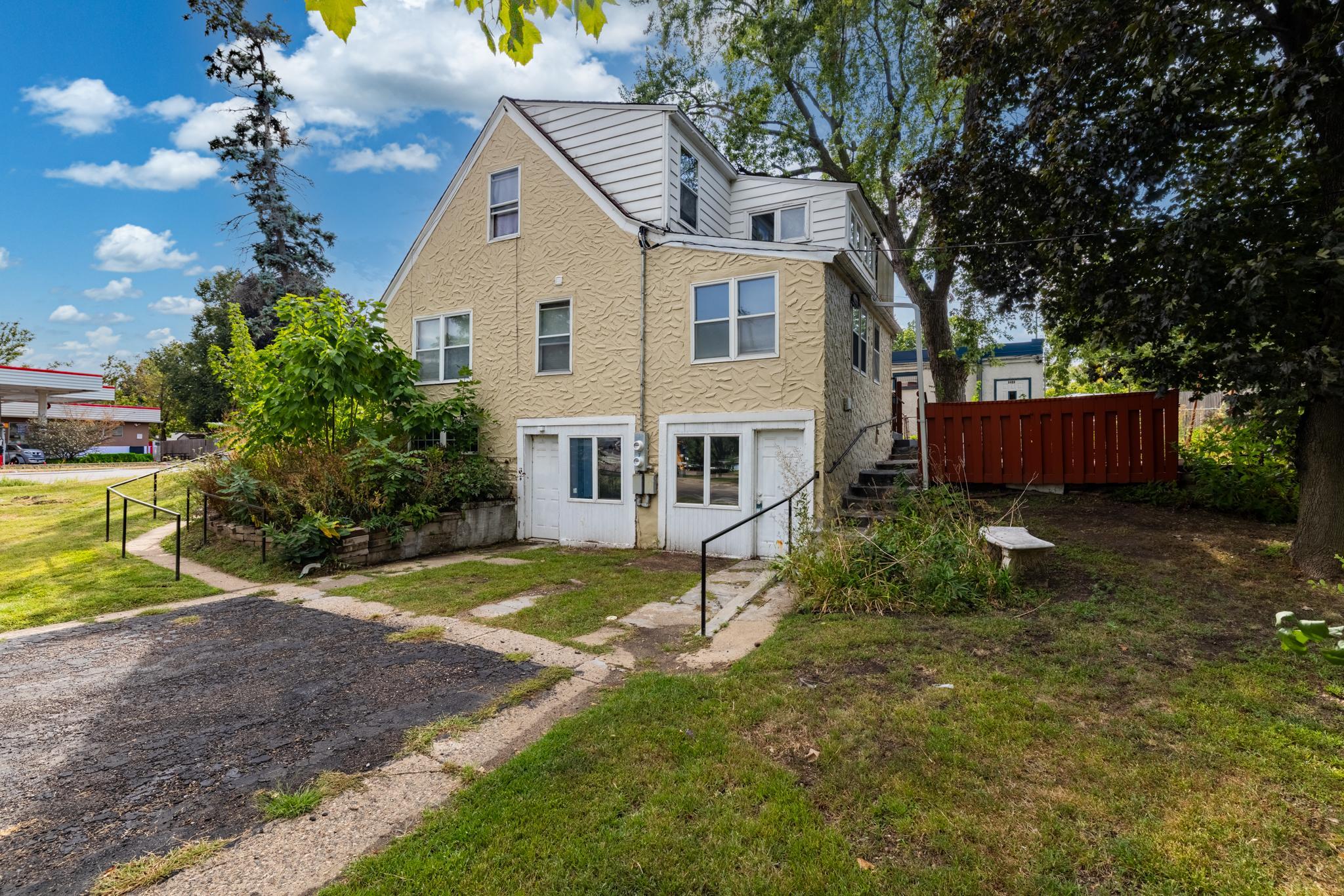 View of Residential at 6404 Minnetonka Boulevard, Saint Louis Park MN 55426, Saint Louis Park (4 of 13) - Mike Wilen | Minnesota Team Real Estate