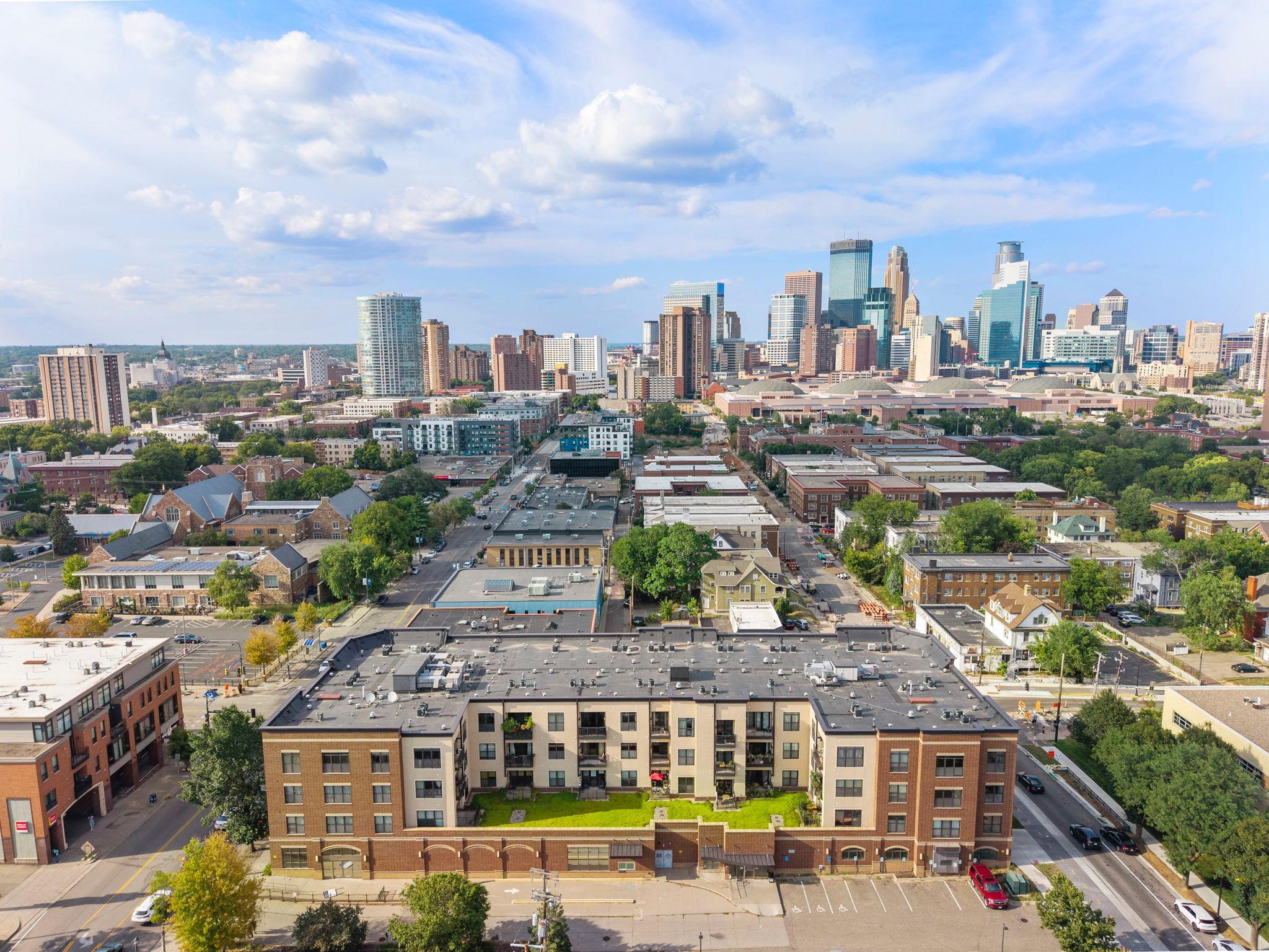 View of Residential at 15 Franklin Avenue #210, Minneapolis MN 55404, Minneapolis (57 of 64) - Mike Wilen | Minnesota Team Real Estate