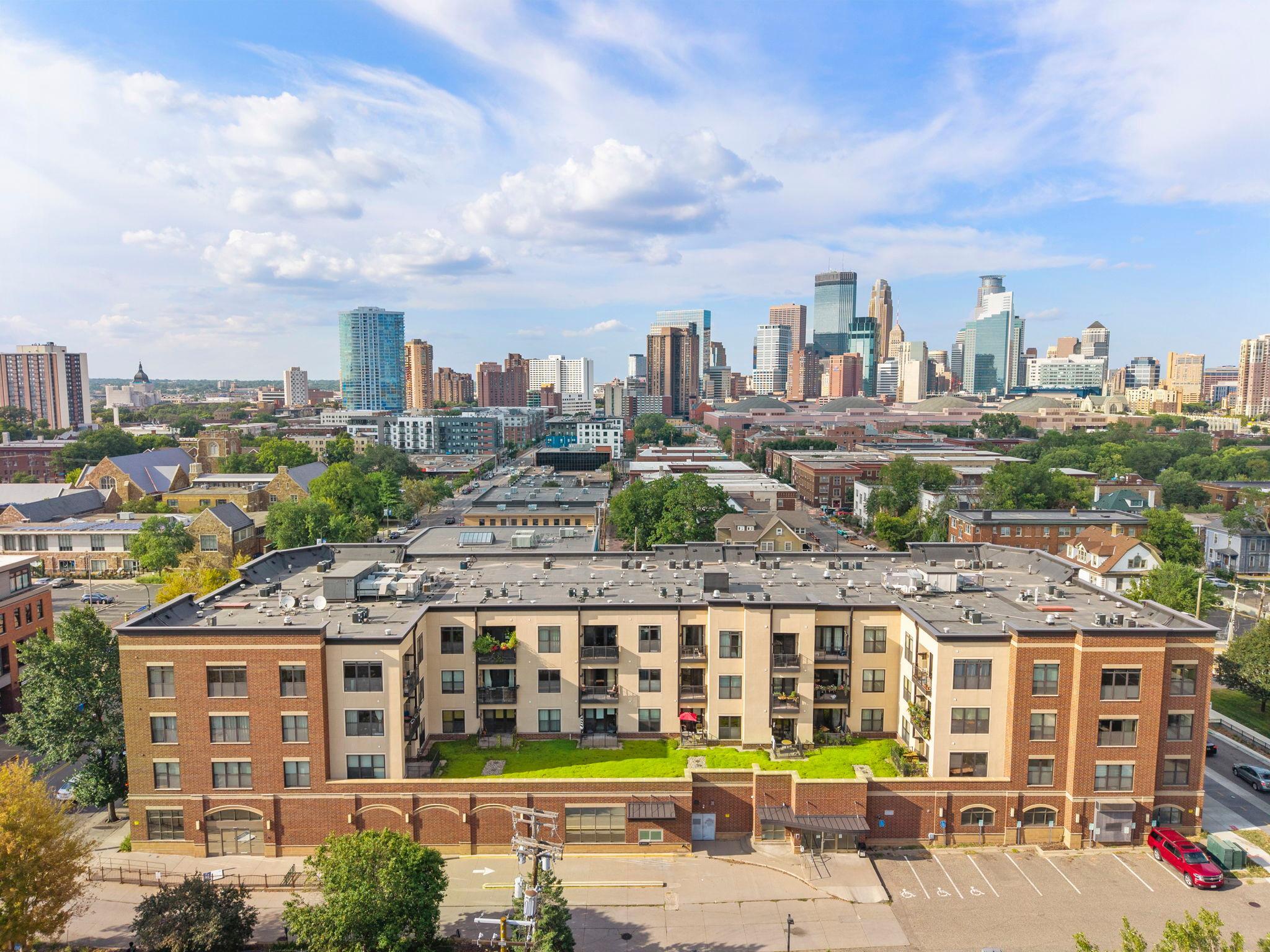 View of Residential at 15 Franklin Avenue #210, Minneapolis MN 55404, Minneapolis (56 of 64) - Mike Wilen | Minnesota Team Real Estate