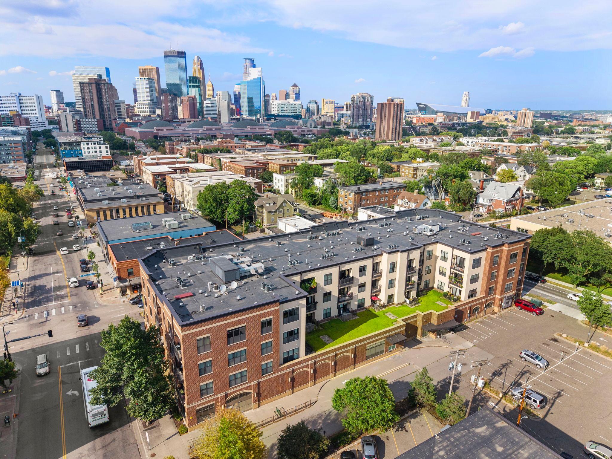View of Residential at 15 Franklin Avenue #210, Minneapolis MN 55404, Minneapolis (55 of 64) - Mike Wilen | Minnesota Team Real Estate
