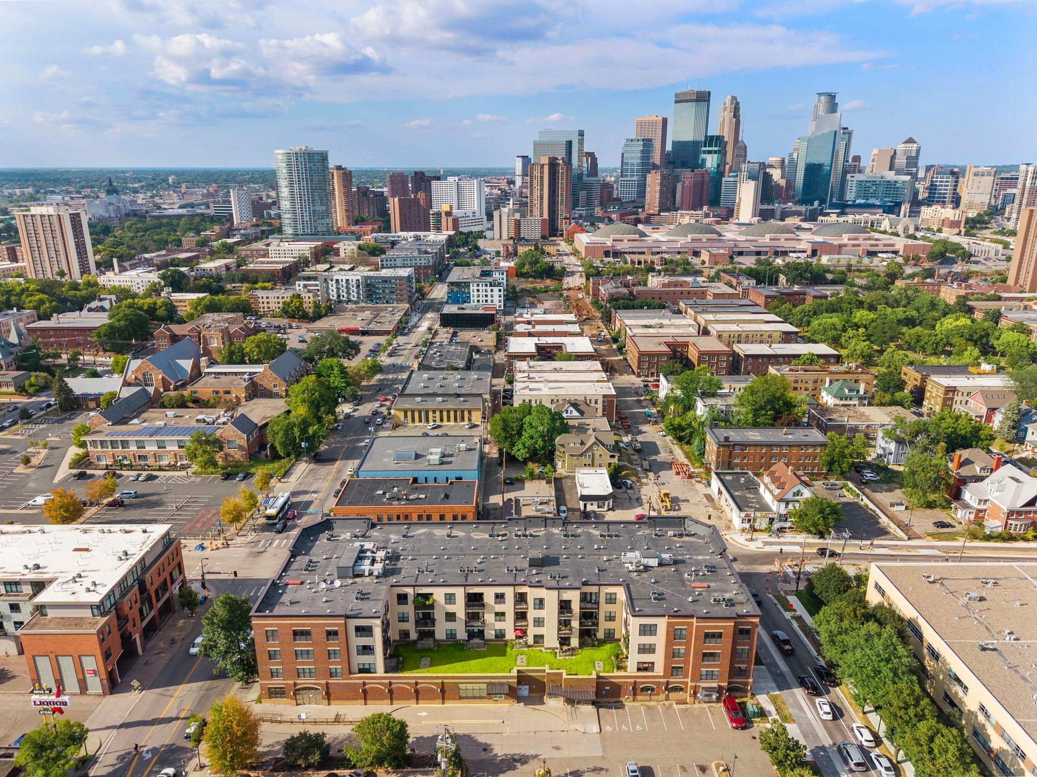 View of Residential at 15 Franklin Avenue #210, Minneapolis MN 55404, Minneapolis (53 of 64) - Mike Wilen | Minnesota Team Real Estate