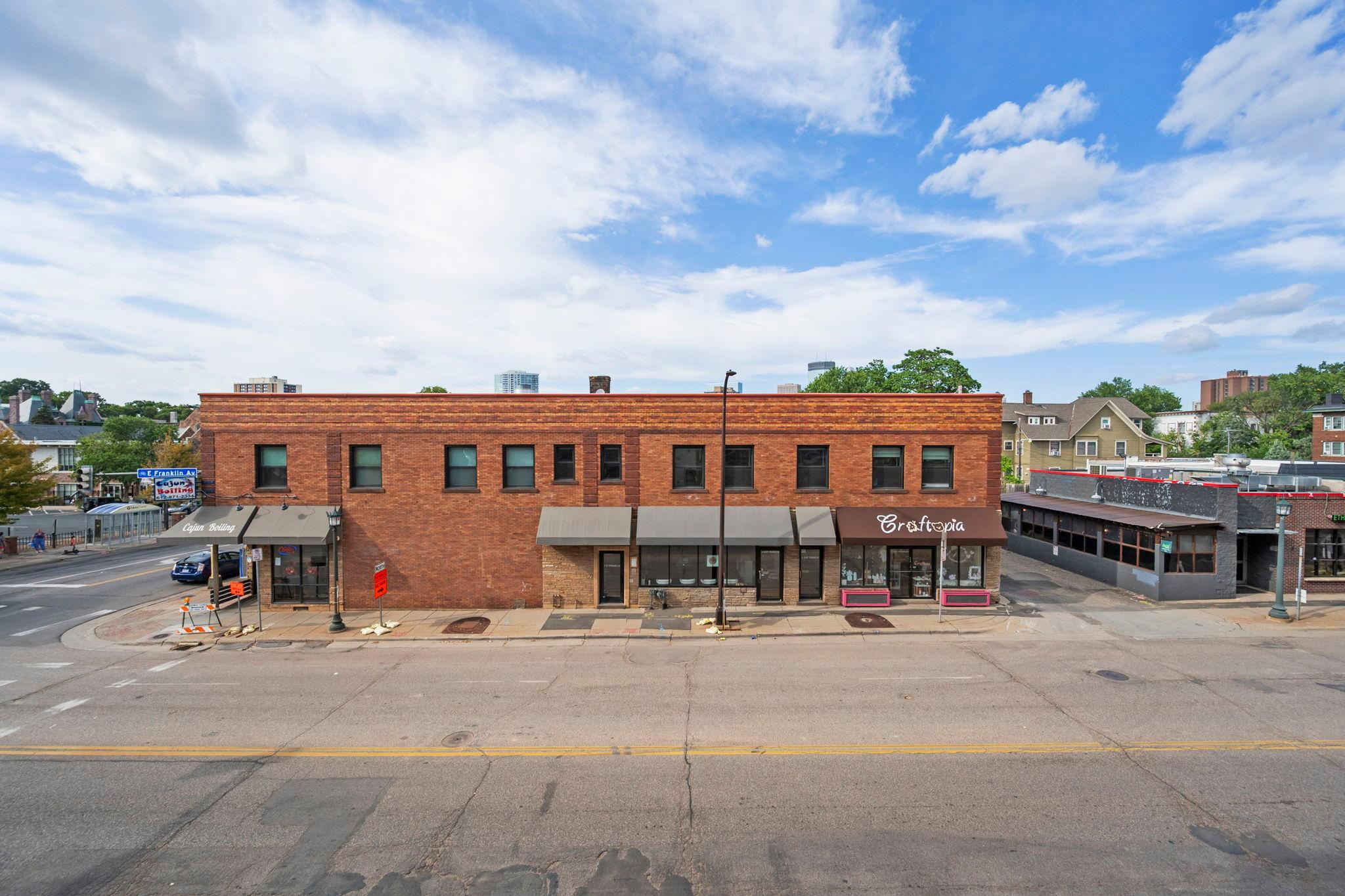 View of Residential at 15 Franklin Avenue #210, Minneapolis MN 55404, Minneapolis (47 of 64) - Mike Wilen | Minnesota Team Real Estate