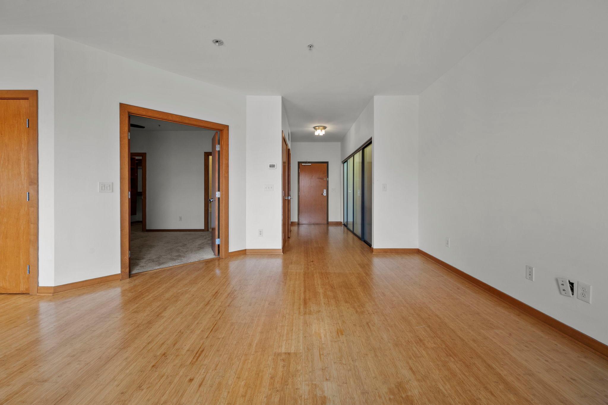 View of Residential at 15 Franklin Avenue #210, Minneapolis MN 55404, Minneapolis (25 of 64) - Mike Wilen | Minnesota Team Real Estate