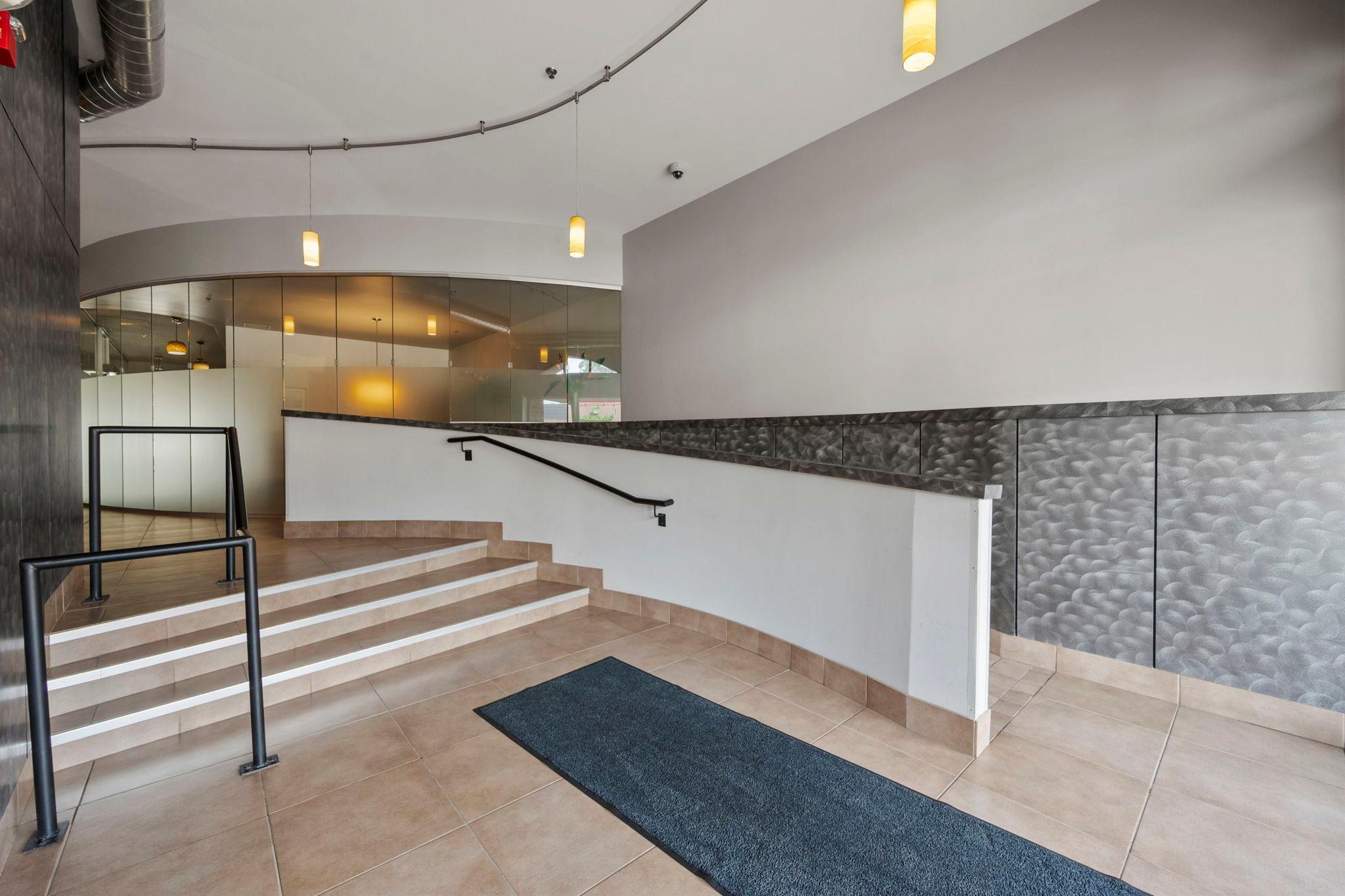 View of Residential at 15 Franklin Avenue #210, Minneapolis MN 55404, Minneapolis (10 of 64) - Mike Wilen | Minnesota Team Real Estate