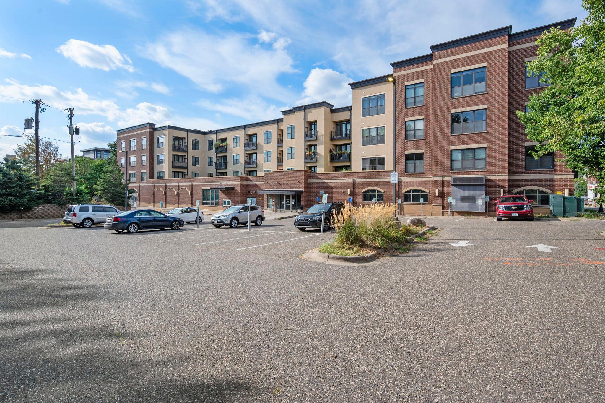 View of Residential at 15 Franklin Avenue #210, Minneapolis MN 55404, Minneapolis (2 of 64) - Mike Wilen | Minnesota Team Real Estate