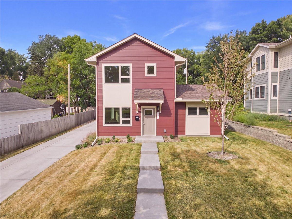 View of Residential at 2913 4th Street, Minneapolis MN 55411, Minneapolis (2 of 20) - Mike Wilen | Minnesota Team Real Estate