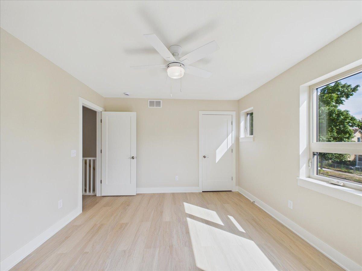 View of Residential at 2913 4th Street, Minneapolis MN 55411, Minneapolis (14 of 20) - Mike Wilen | Minnesota Team Real Estate