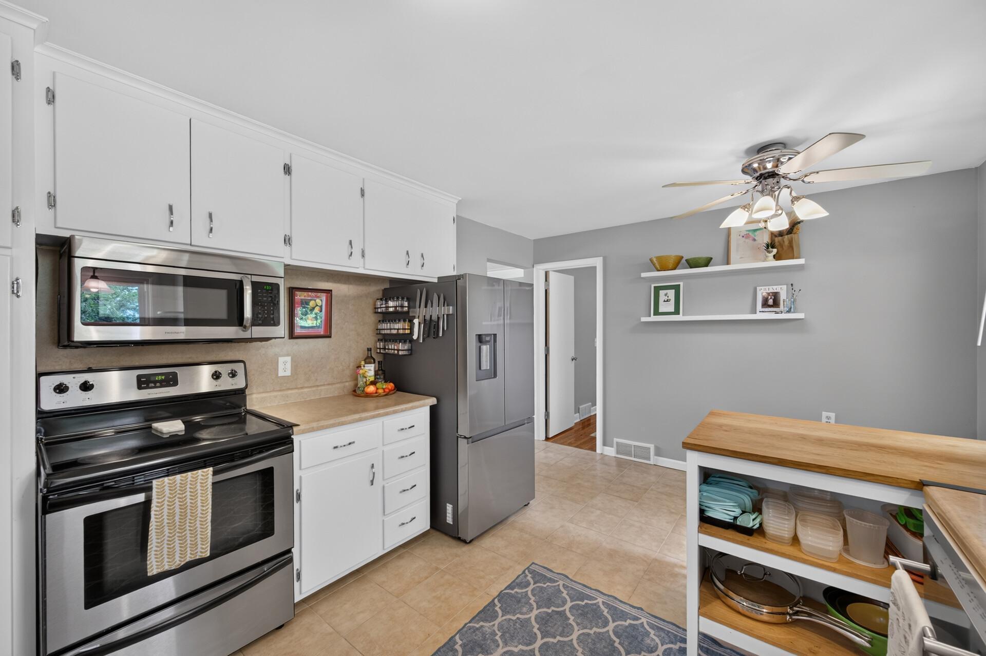 View of Residential at 3812 Buchanan Street, Columbia Heights MN 55421, Columbia Heights (11 of 28) - Mike Wilen | Minnesota Team Real Estate