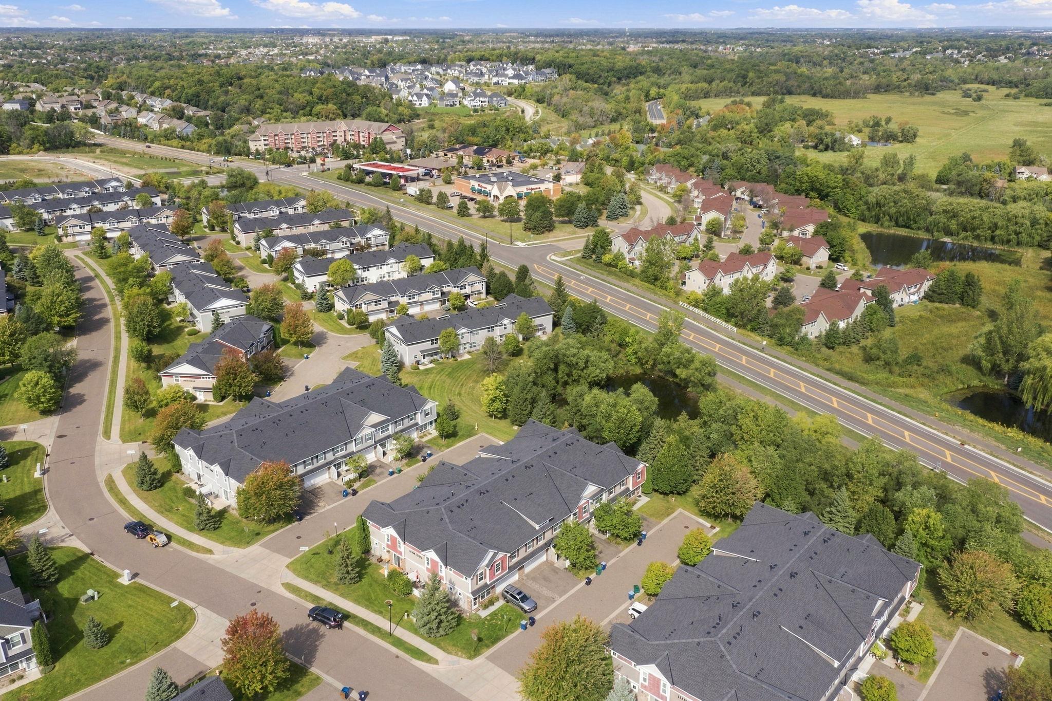 View of Residential at 15562 60th Avenue, Plymouth MN 55446, Plymouth (25 of 26) - Mike Wilen | Minnesota Team Real Estate