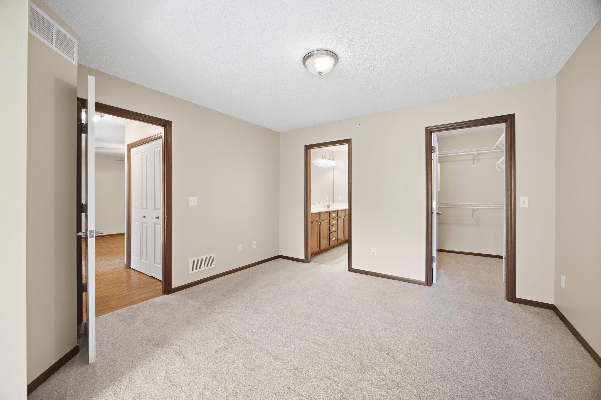 View of Residential at 15562 60th Avenue, Plymouth MN 55446, Plymouth (18 of 26) - Mike Wilen | Minnesota Team Real Estate